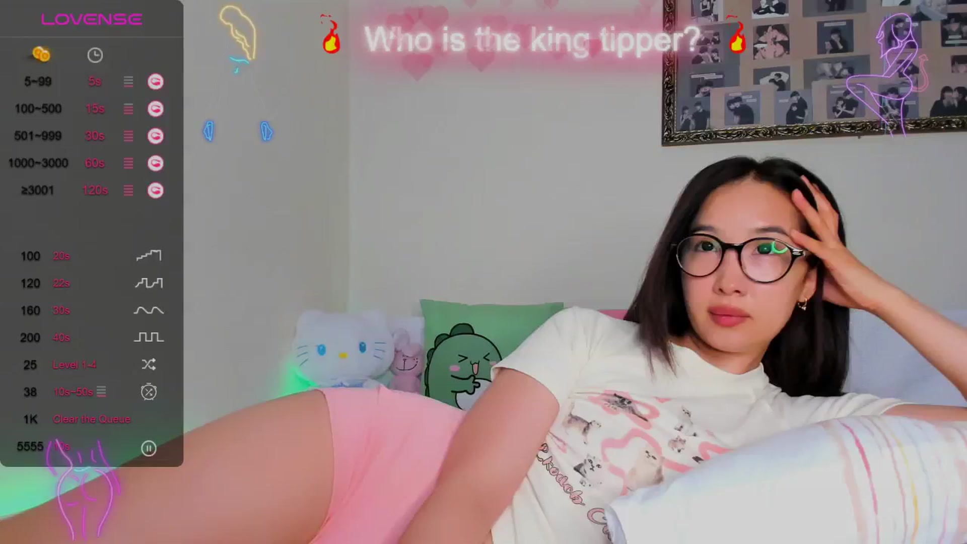 Gallery image thumbnail from FeralBerry66's myfreecams stream on, 08/20/2024, 06:08 image 19 of 20