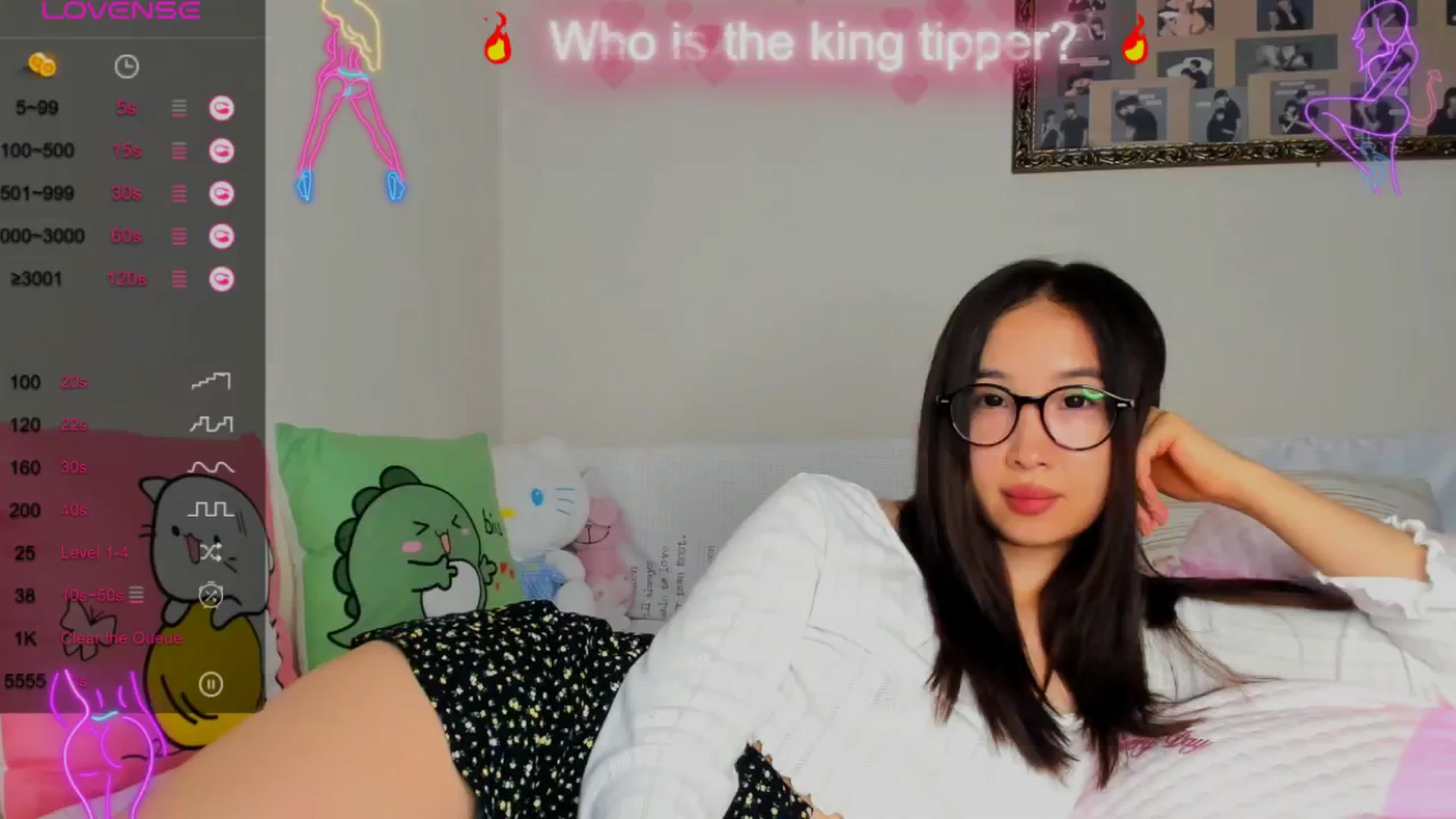 Gallery image thumbnail from FeralBerry66's myfreecams stream on, 08/20/2024, 12:03 image 11 of 20