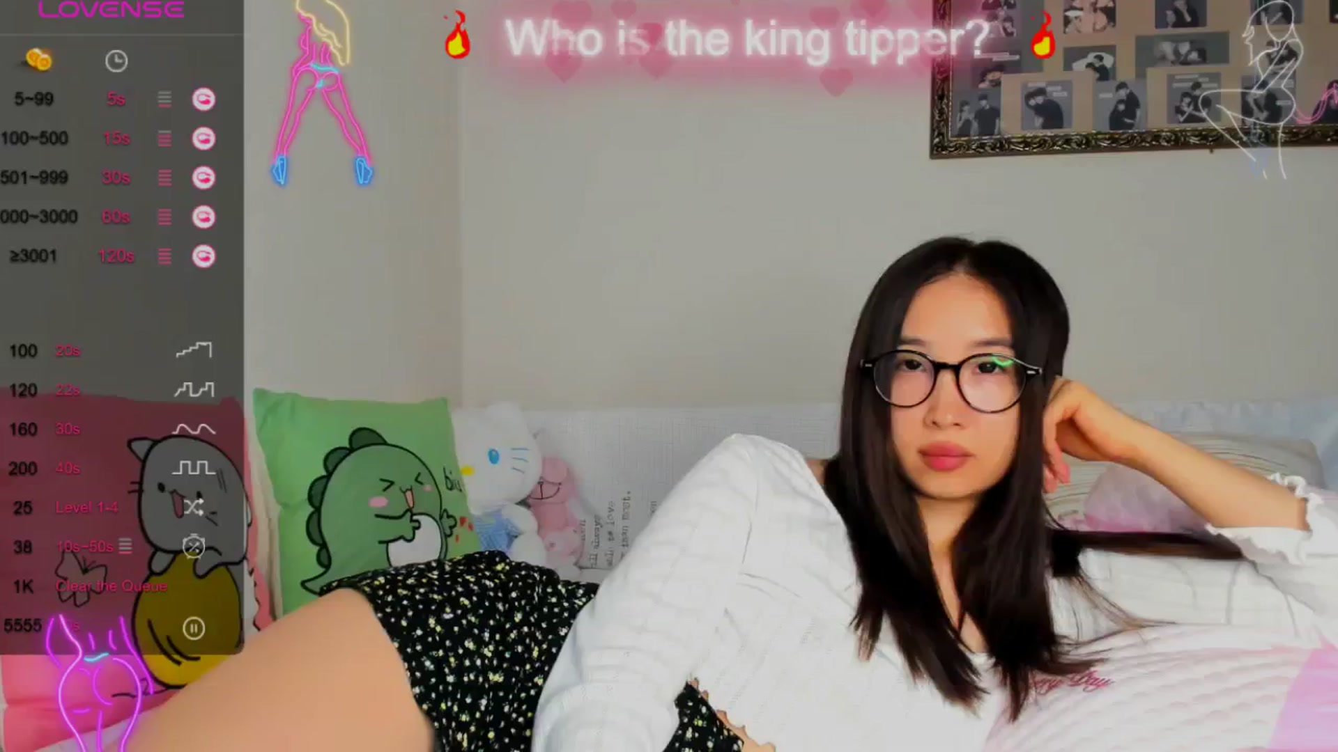 Gallery image thumbnail from FeralBerry66's myfreecams stream on, 08/20/2024, 12:03 image 10 of 20