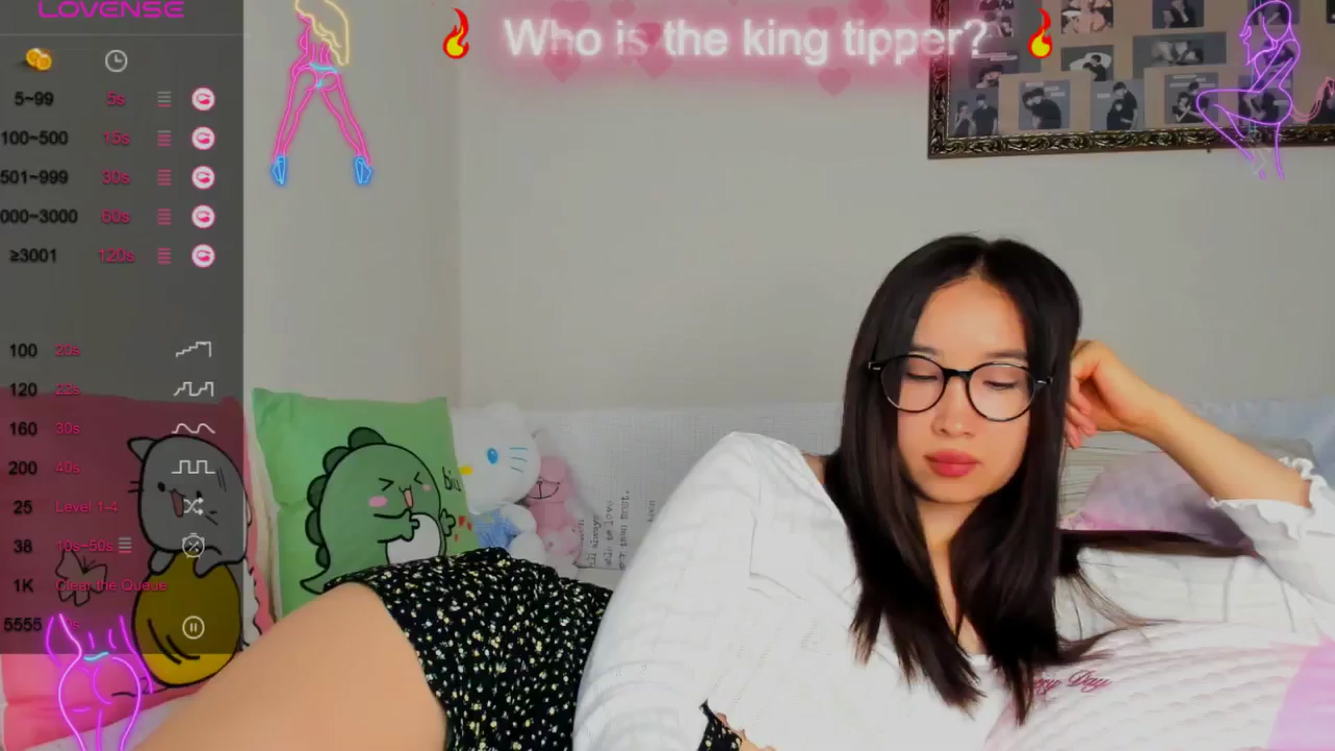 Gallery image thumbnail from FeralBerry66's myfreecams stream on, 08/20/2024, 12:03 image 3 of 20