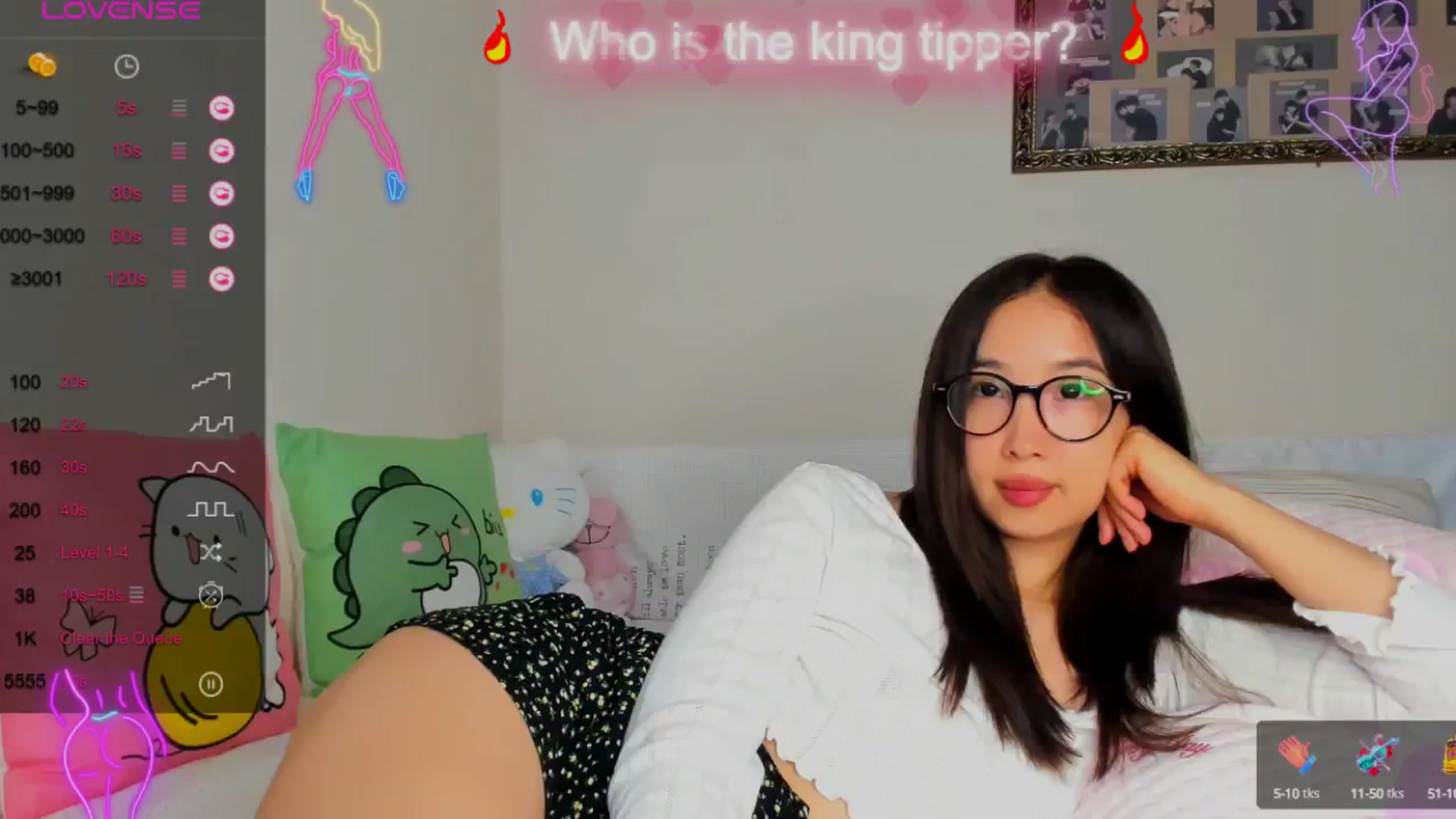 Gallery image thumbnail from FeralBerry66's myfreecams stream on, 08/20/2024, 12:03 image 14 of 20