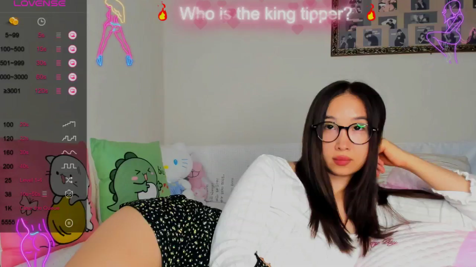 Gallery image thumbnail from FeralBerry66's myfreecams stream on, 08/20/2024, 12:03 image 8 of 20