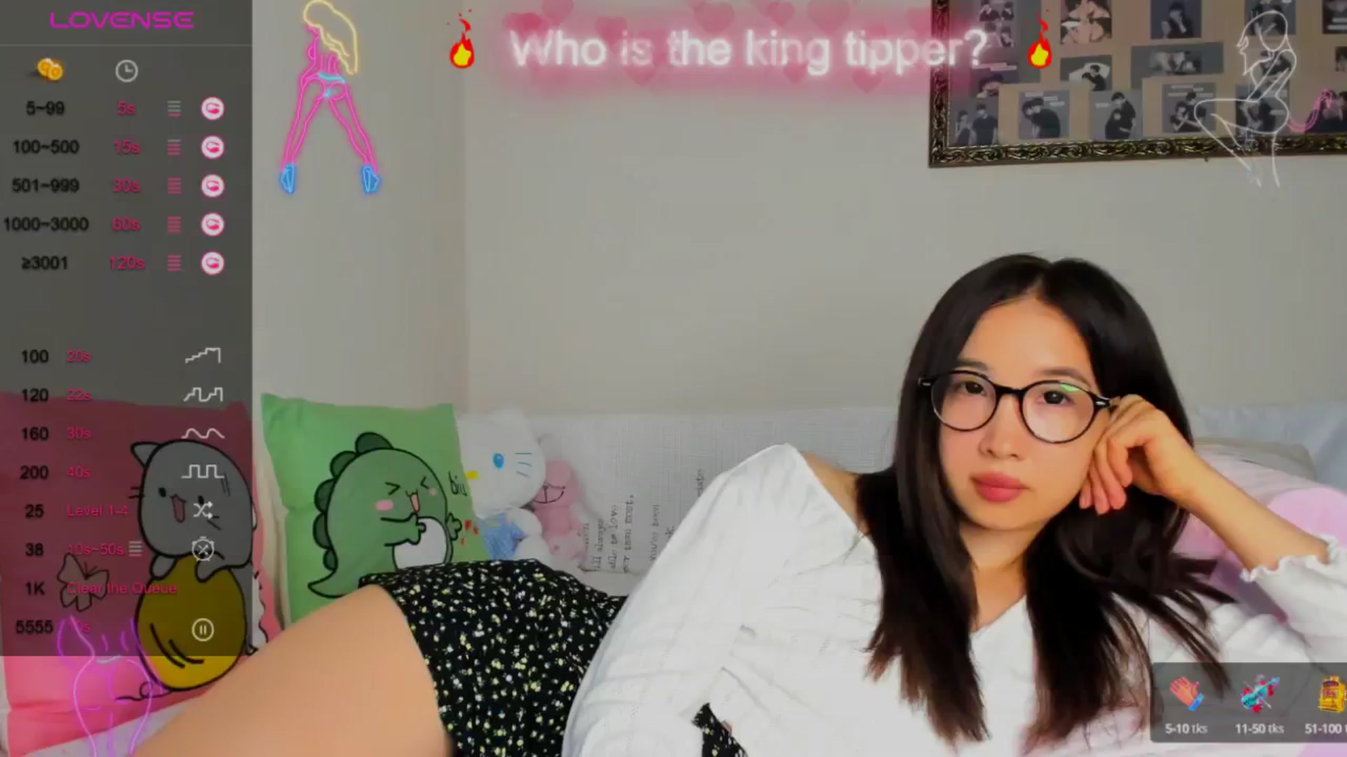 Gallery image thumbnail from FeralBerry66's myfreecams stream on, 08/20/2024, 12:26 image 6 of 20