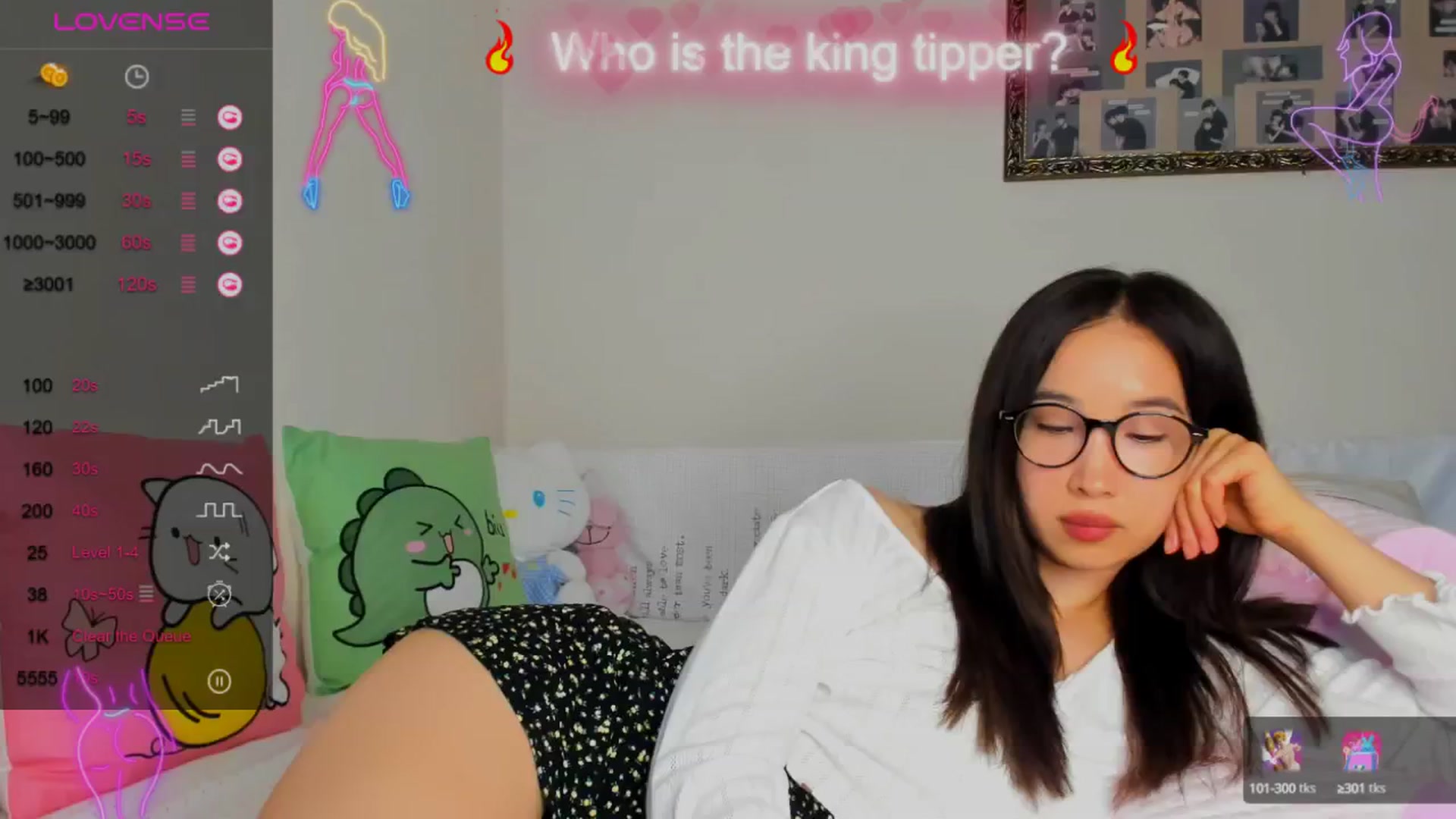 Gallery image thumbnail from FeralBerry66's myfreecams stream on, 08/20/2024, 12:26 image 4 of 20