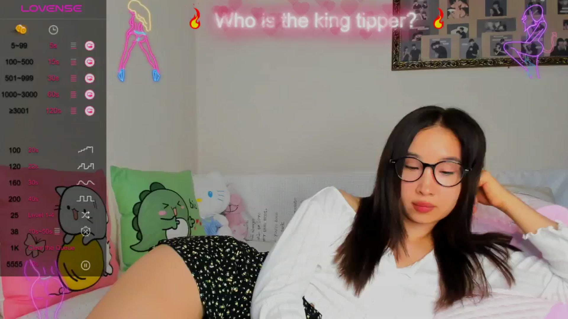 Gallery image thumbnail from FeralBerry66's myfreecams stream on, 08/20/2024, 12:26 image 3 of 20