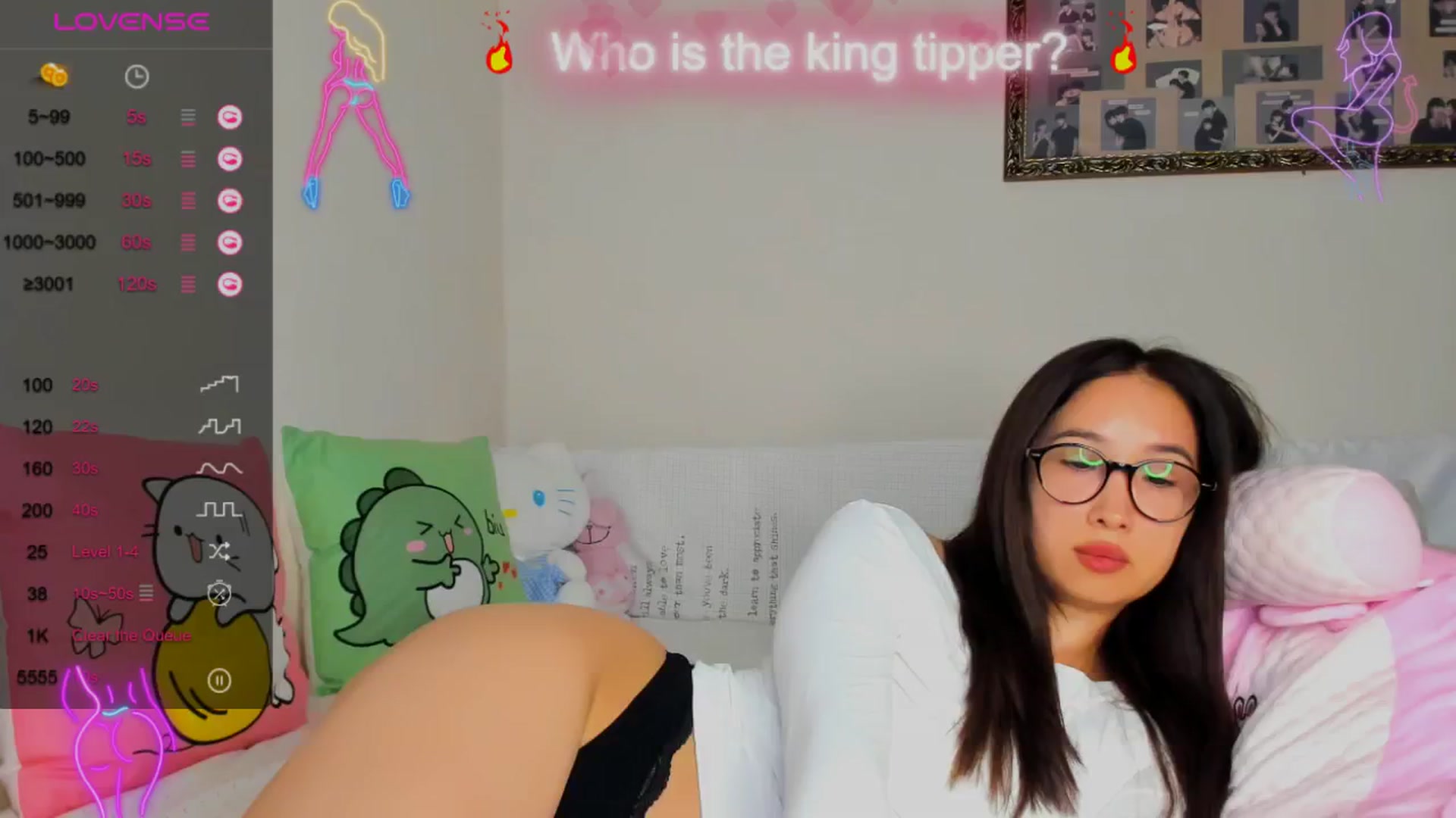 Gallery image thumbnail from FeralBerry66's myfreecams stream on, 08/20/2024, 12:55 image 16 of 20