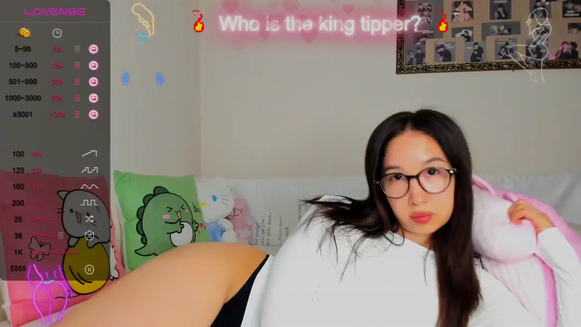 Gallery image thumbnail from FeralBerry66's myfreecams stream on, 08/20/2024, 13:49 image 4 of 20