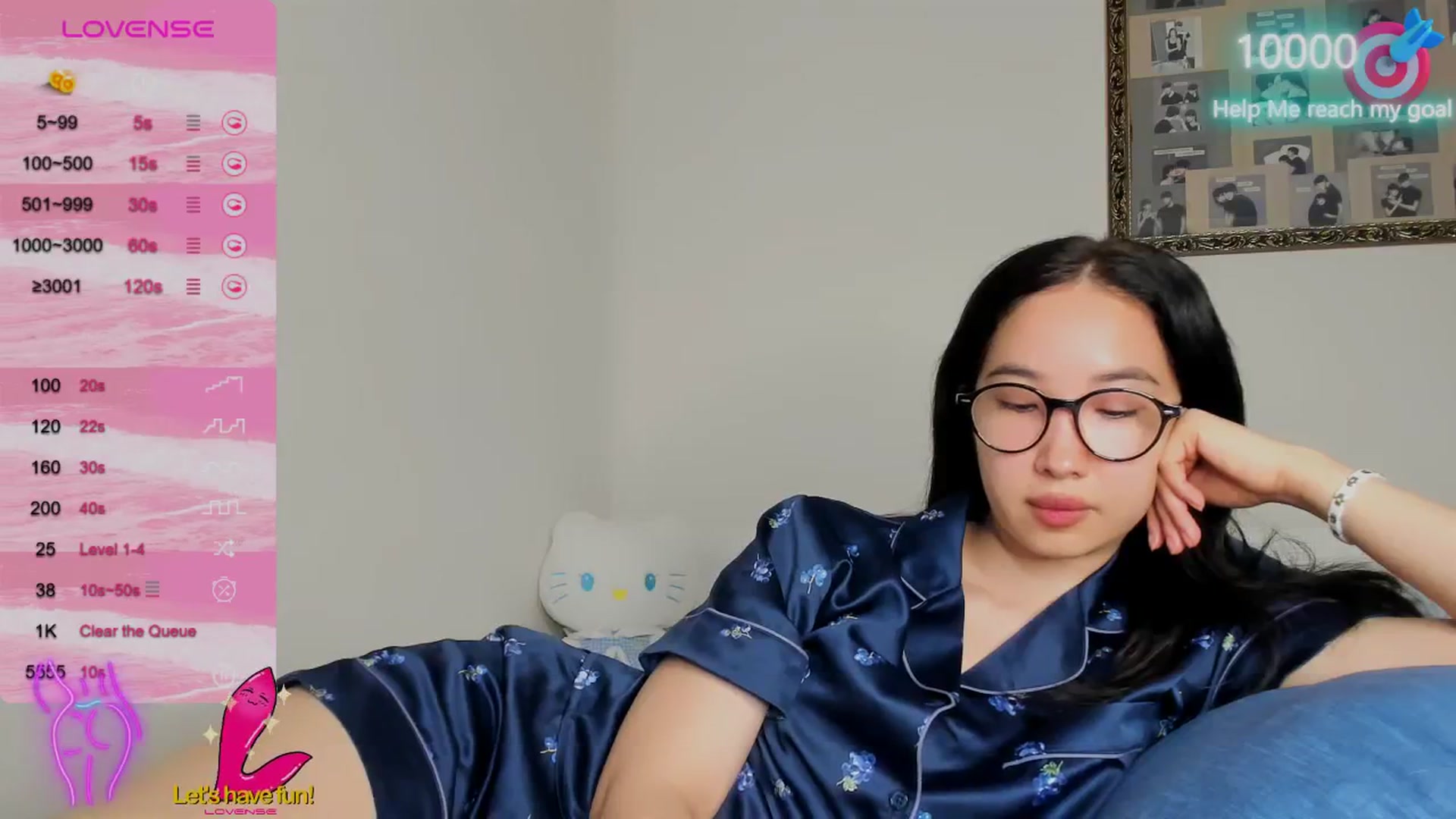 Gallery image thumbnail from FeralBerry66's myfreecams stream on, 09/20/2024, 16:26 image 6 of 20