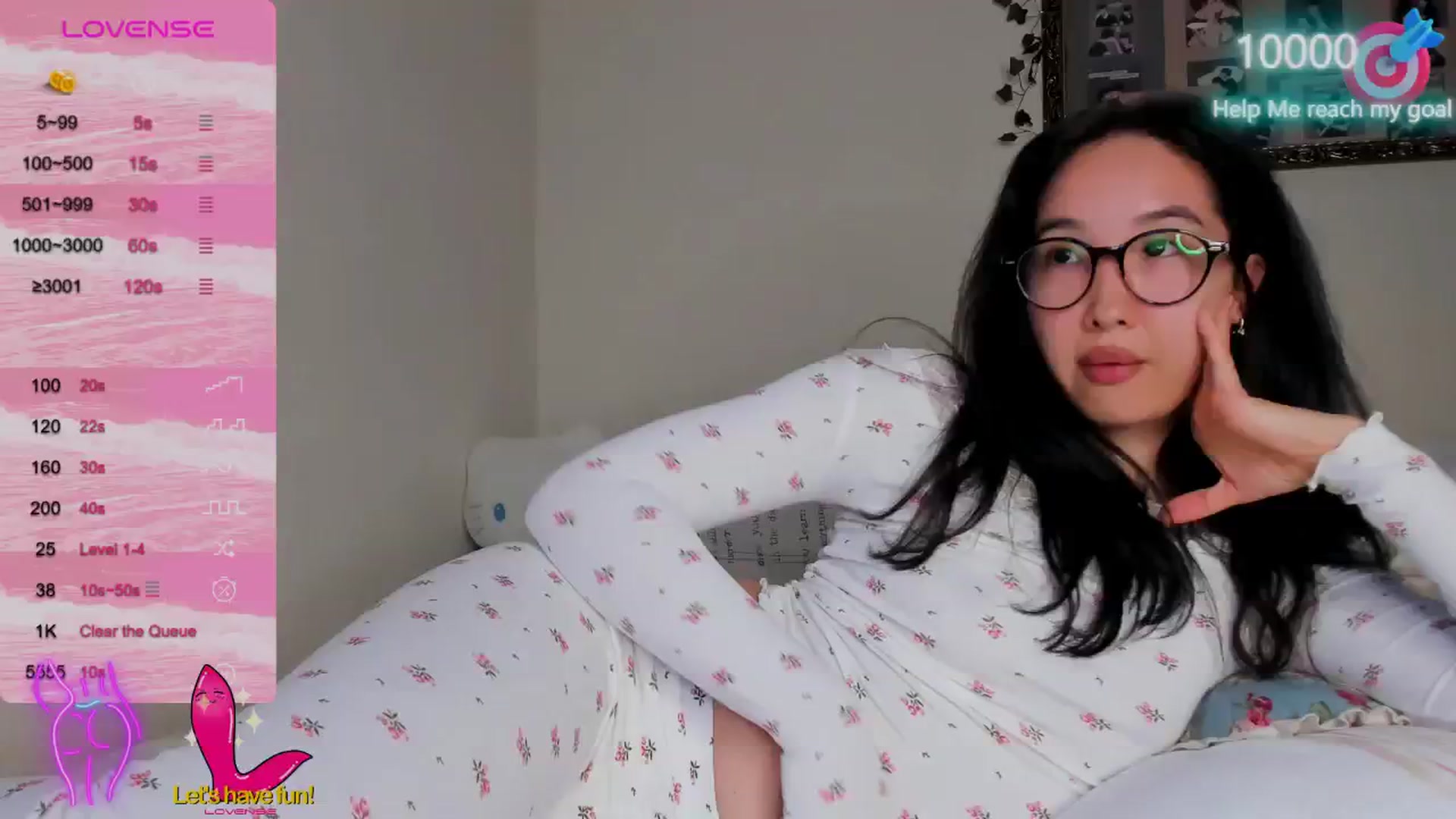 Gallery image thumbnail from FeralBerry66's myfreecams stream on, 09/27/2024, 17:05 image 14 of 20