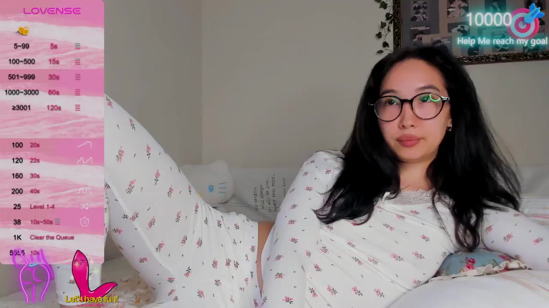Gallery image thumbnail from FeralBerry66's myfreecams stream on, 09/27/2024, 17:05 image 15 of 20