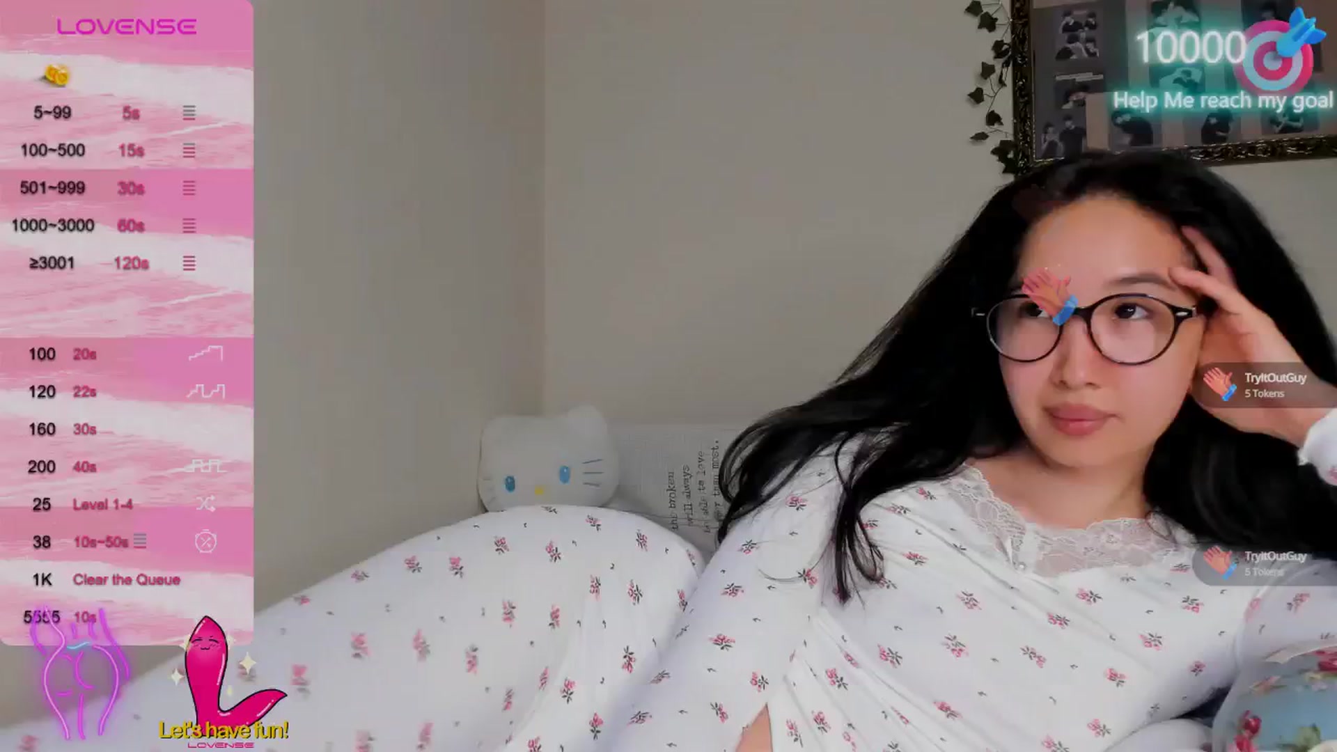 Gallery image thumbnail from FeralBerry66's myfreecams stream on, 09/27/2024, 18:25 image 15 of 20