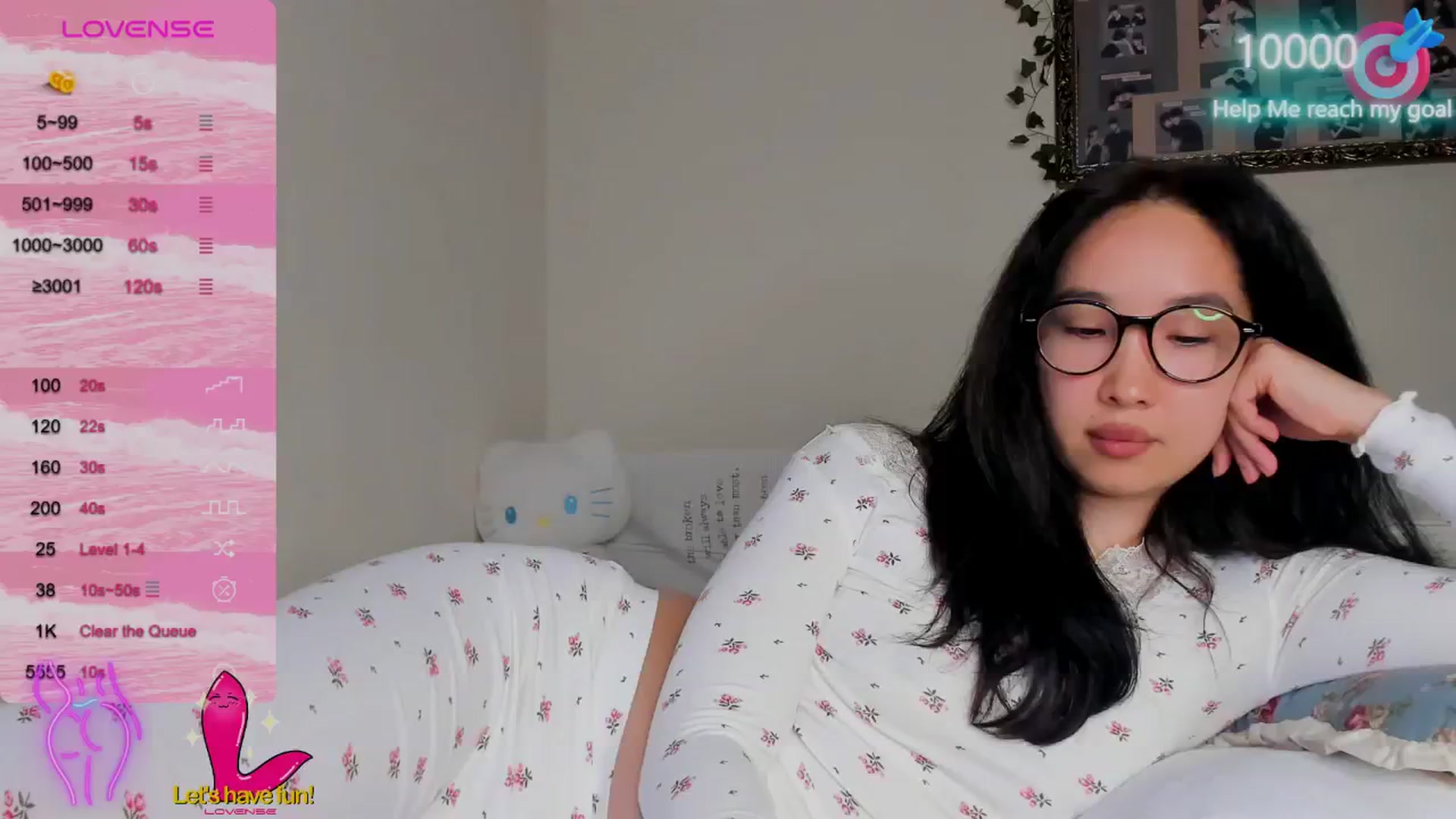 Gallery image thumbnail from FeralBerry66's myfreecams stream on, 09/27/2024, 18:25 image 1 of 20