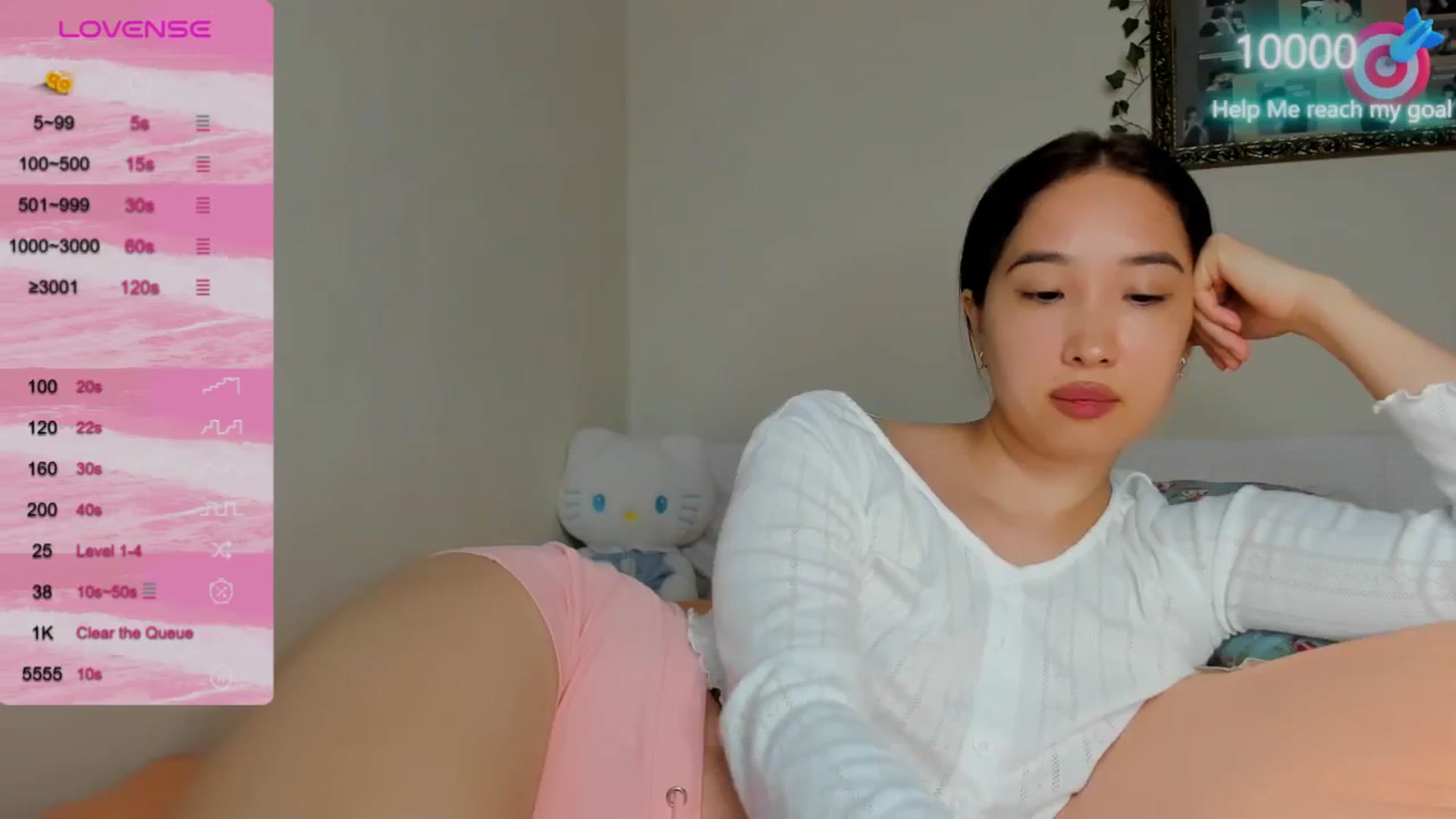 Gallery image thumbnail from FeralBerry66's myfreecams stream on, 10/08/2024, 17:21 image 13 of 20