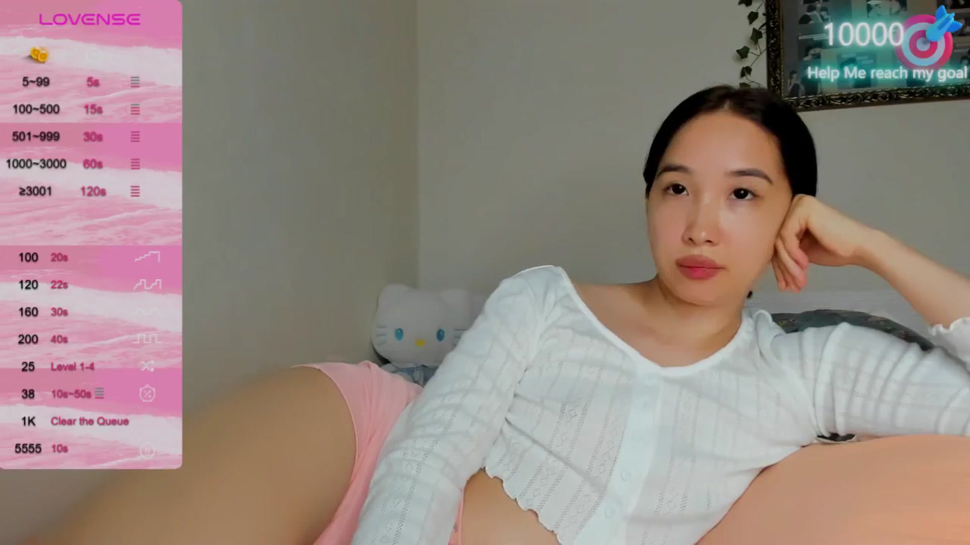 Gallery image thumbnail from FeralBerry66's myfreecams stream on, 10/08/2024, 17:21 image 6 of 20