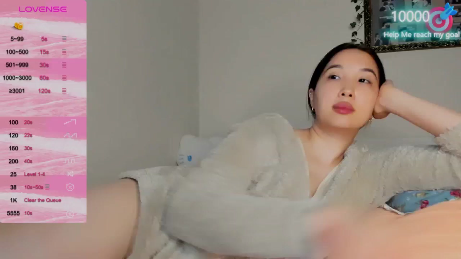 Gallery image thumbnail from FeralBerry66's myfreecams stream on, 10/08/2024, 17:41 image 19 of 20