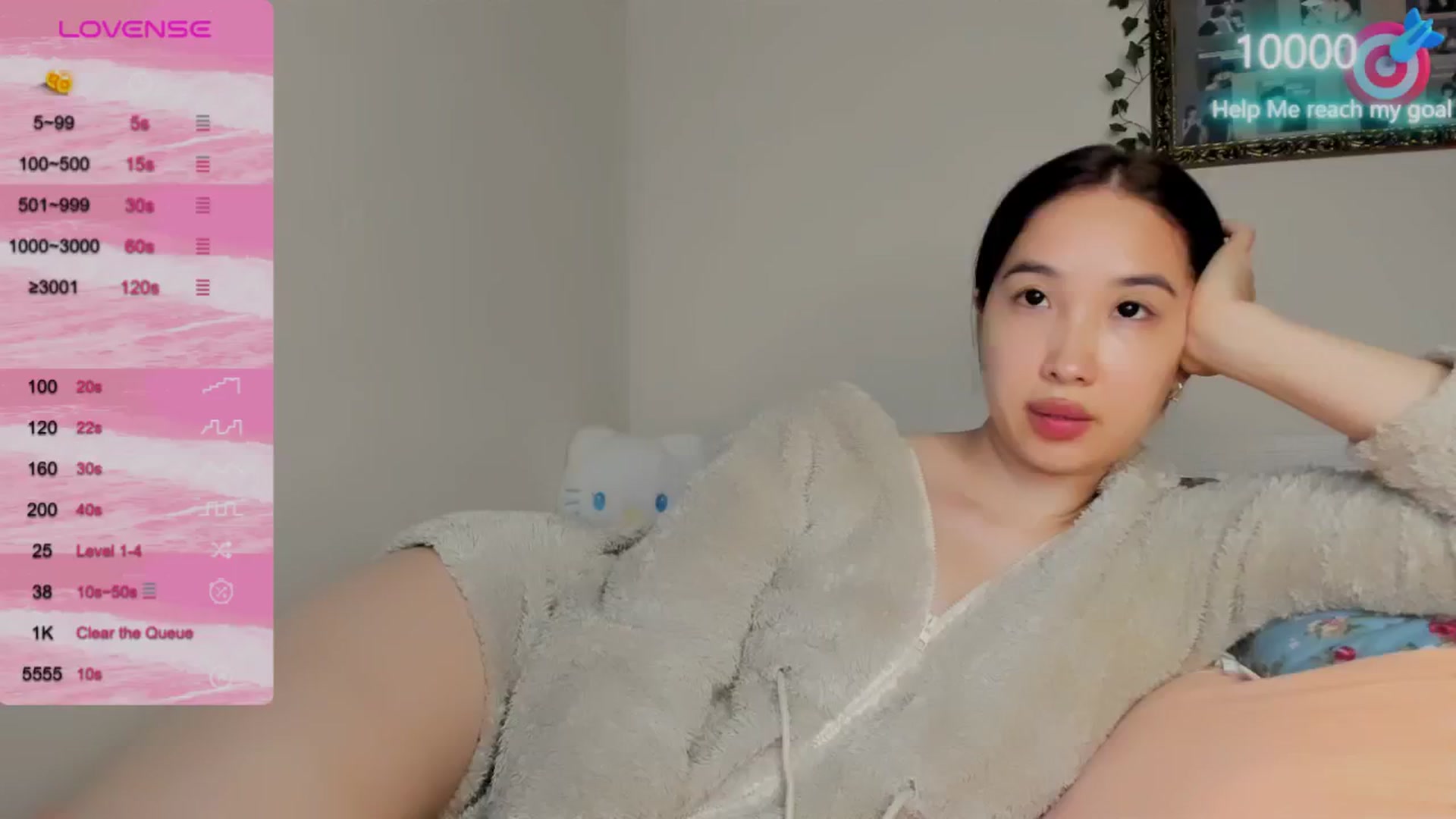 Gallery image thumbnail from FeralBerry66's myfreecams stream on, 10/08/2024, 17:41 image 6 of 20