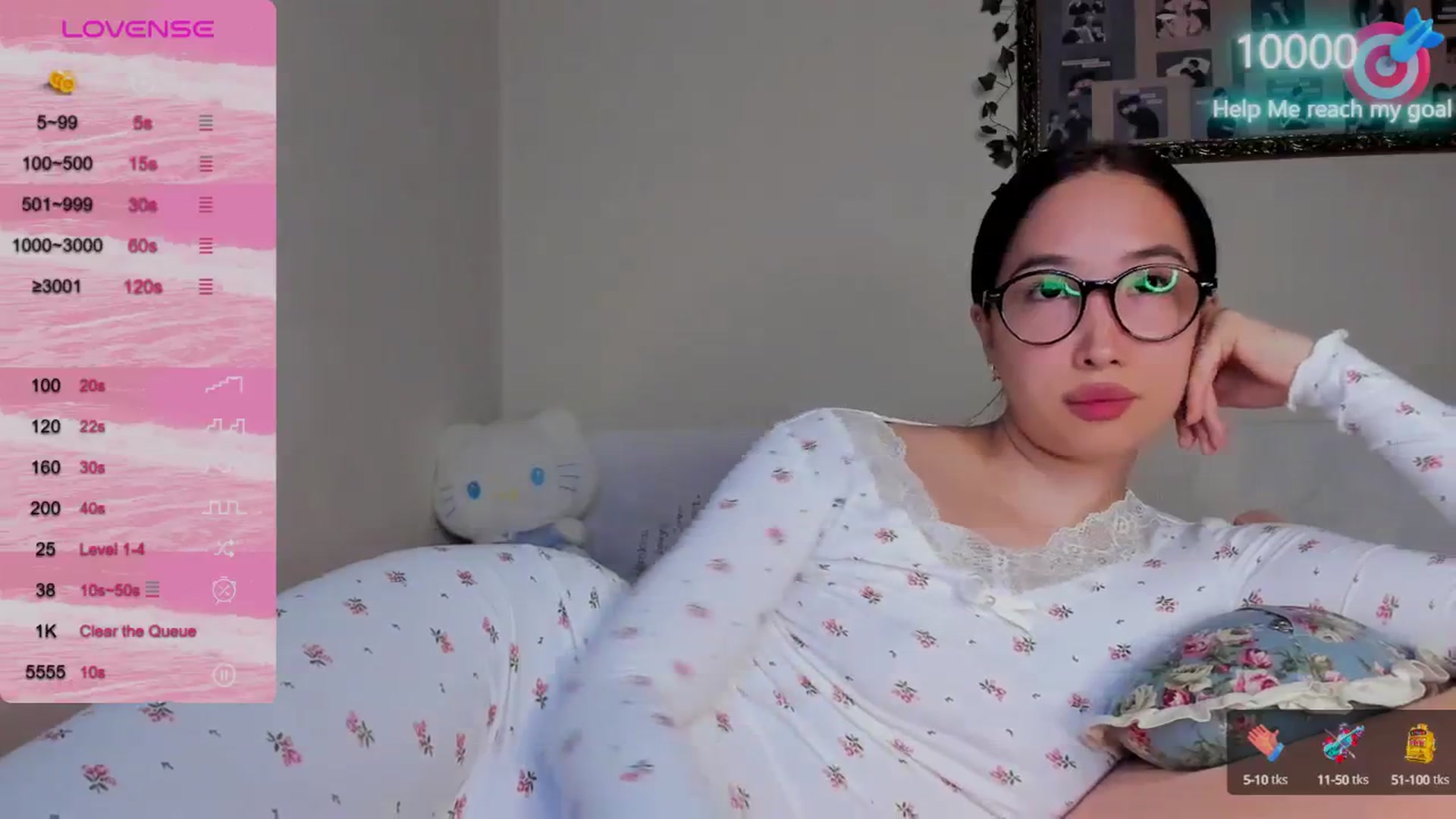 Gallery image thumbnail from FeralBerry66's myfreecams stream on, 10/10/2024, 14:51 image 20 of 20