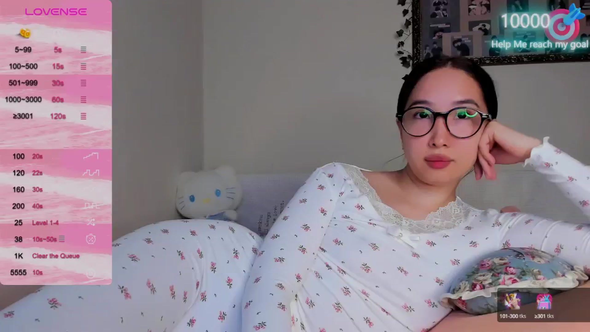 Gallery image thumbnail from FeralBerry66's myfreecams stream on, 10/10/2024, 14:51 image 12 of 20
