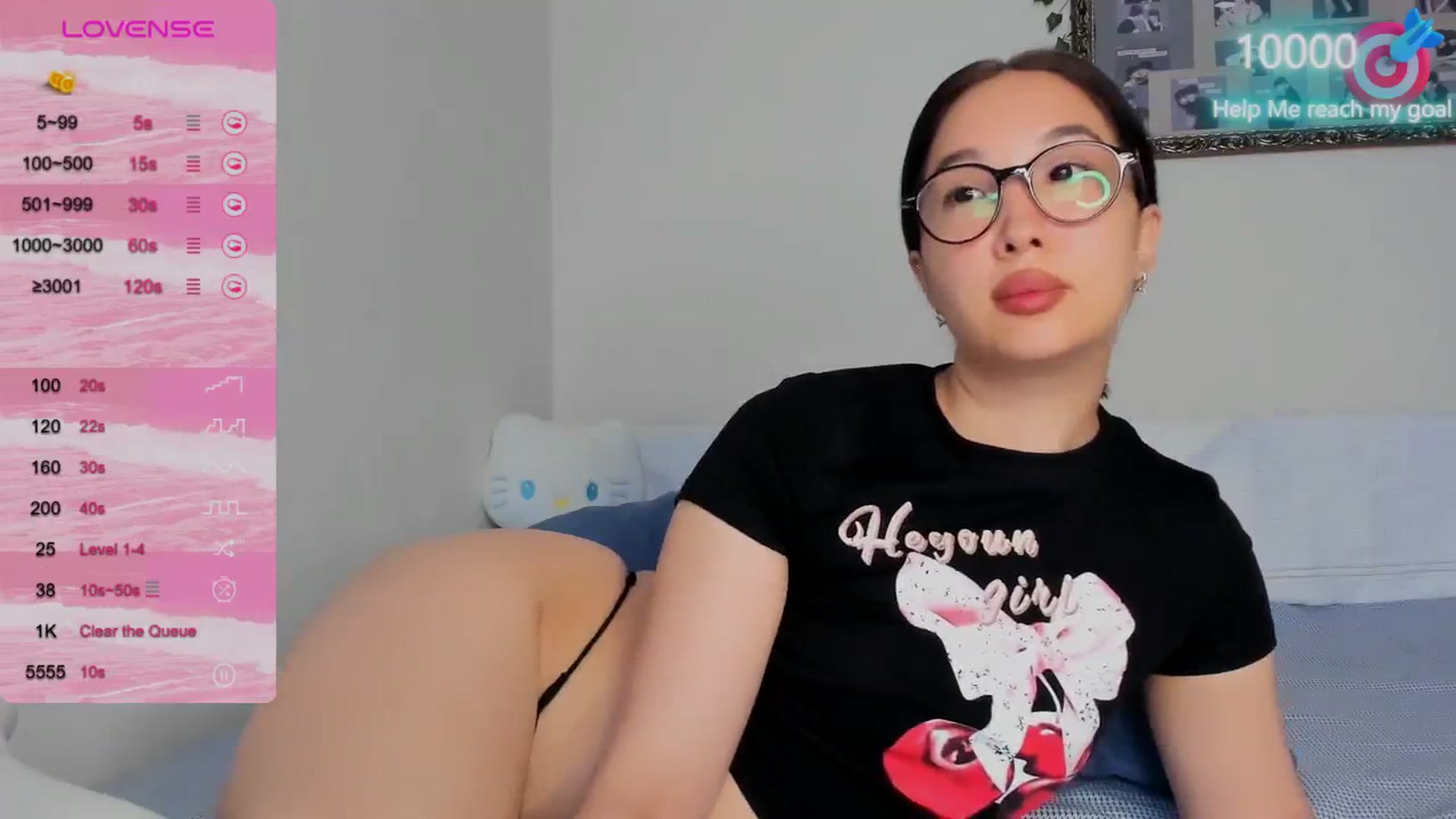 Gallery image thumbnail from FeralBerry66's myfreecams stream on, 10/13/2024, 06:13 image 12 of 20