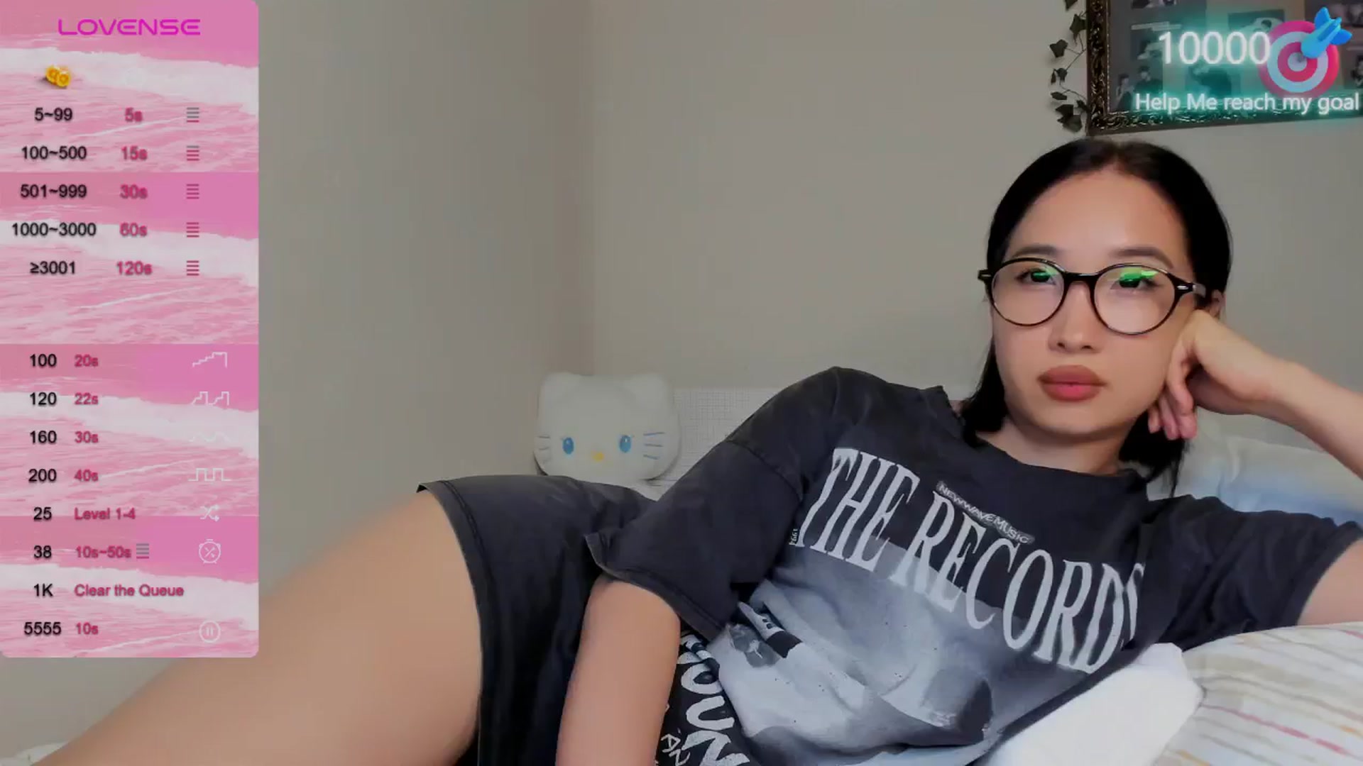 Gallery image thumbnail from FeralBerry66's myfreecams stream on, 10/14/2024, 16:42 image 6 of 20