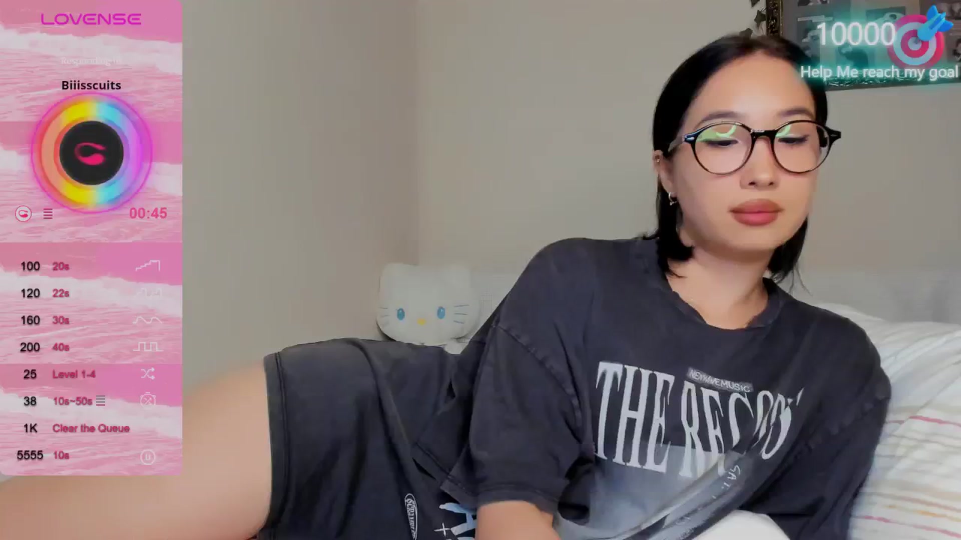 Gallery image thumbnail from FeralBerry66's myfreecams stream on, 10/14/2024, 16:42 image 16 of 20
