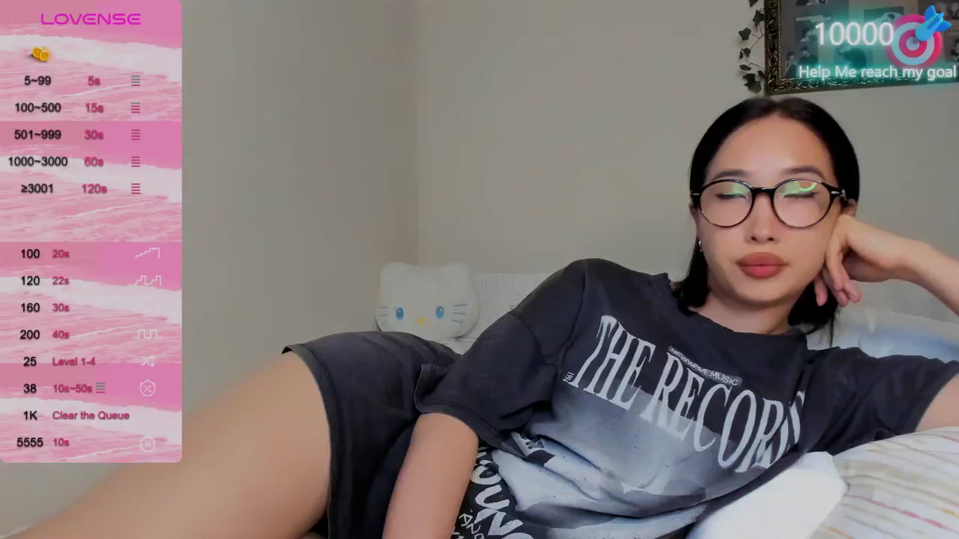 Gallery image thumbnail from FeralBerry66's myfreecams stream on, 10/14/2024, 16:42 image 4 of 20