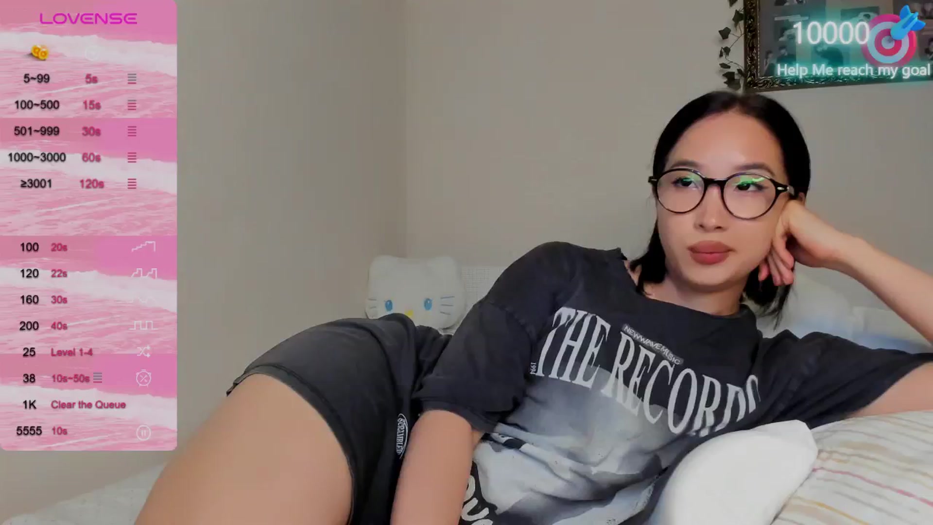 Gallery image thumbnail from FeralBerry66's myfreecams stream on, 10/14/2024, 16:42 image 10 of 20