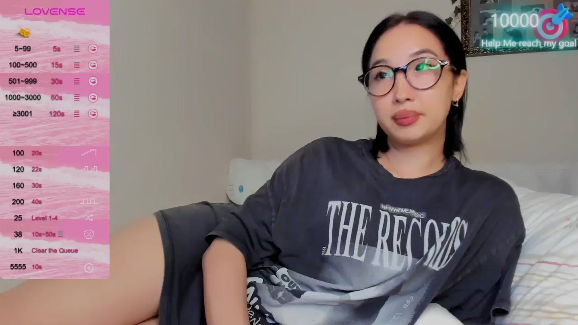 Gallery image thumbnail from FeralBerry66's myfreecams stream on, 10/14/2024, 16:42 image 15 of 20