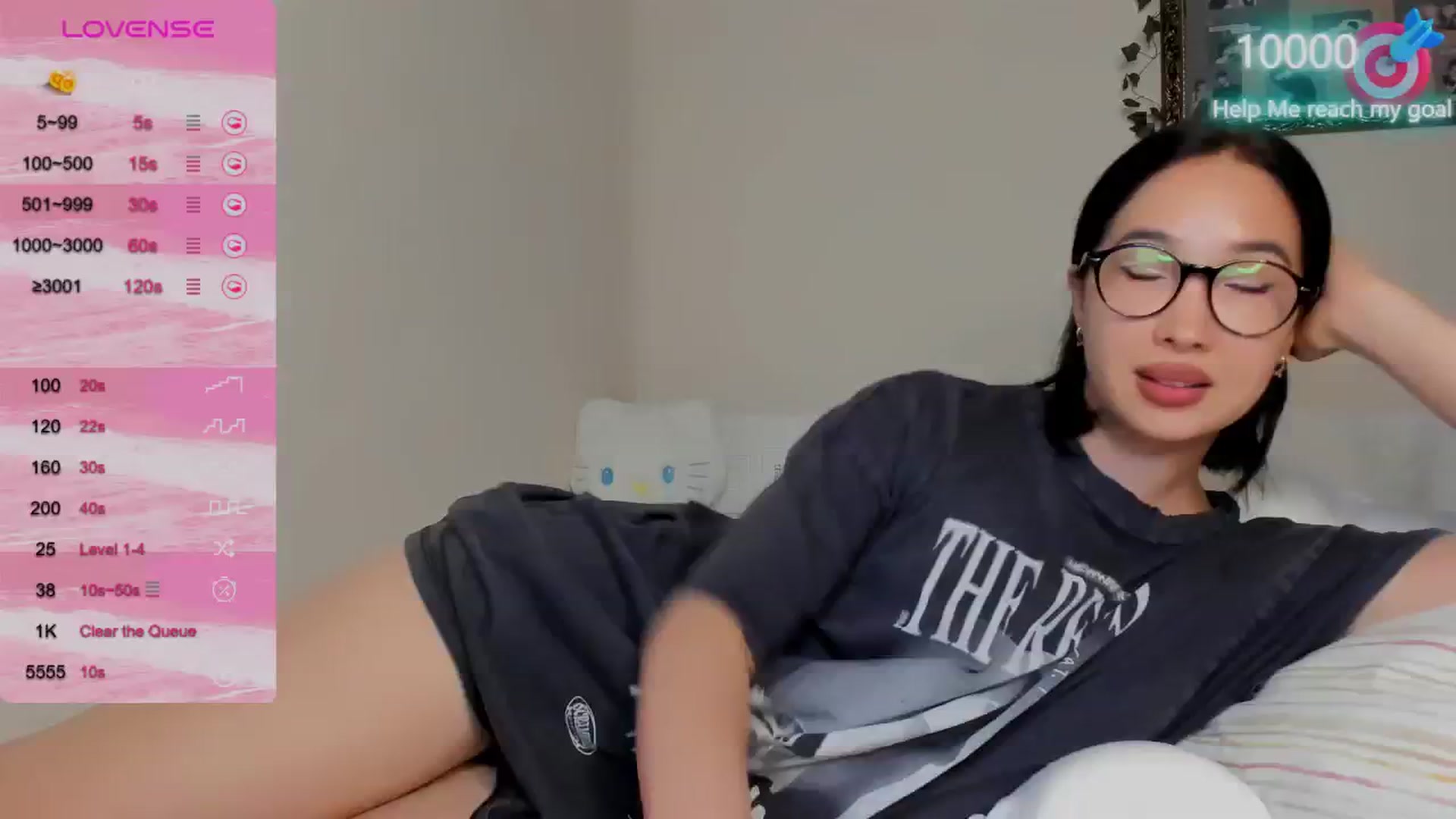 Gallery image thumbnail from FeralBerry66's myfreecams stream on, 10/14/2024, 16:42 image 18 of 20
