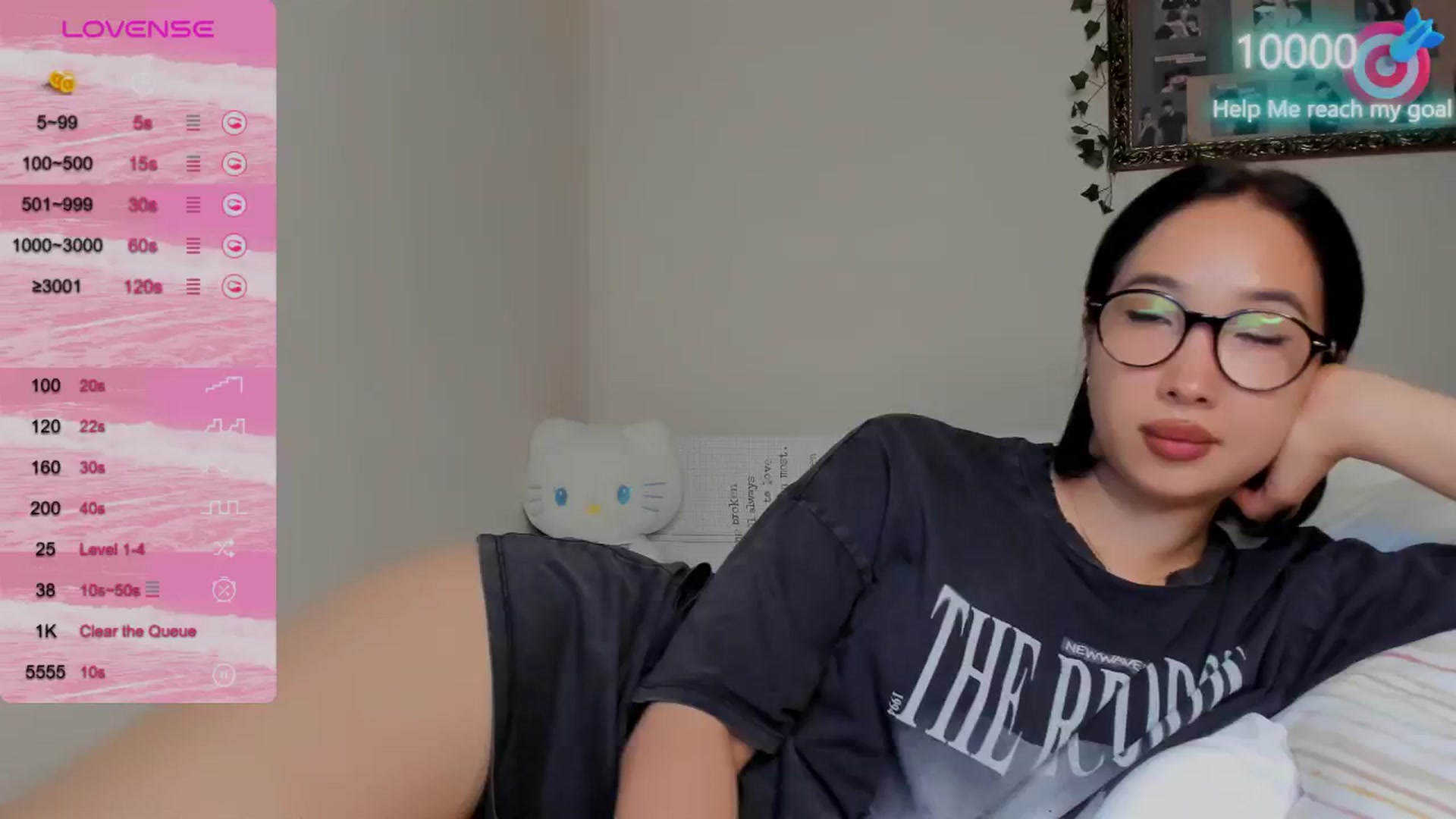 Gallery image thumbnail from FeralBerry66's myfreecams stream on, 10/14/2024, 17:08 image 19 of 20