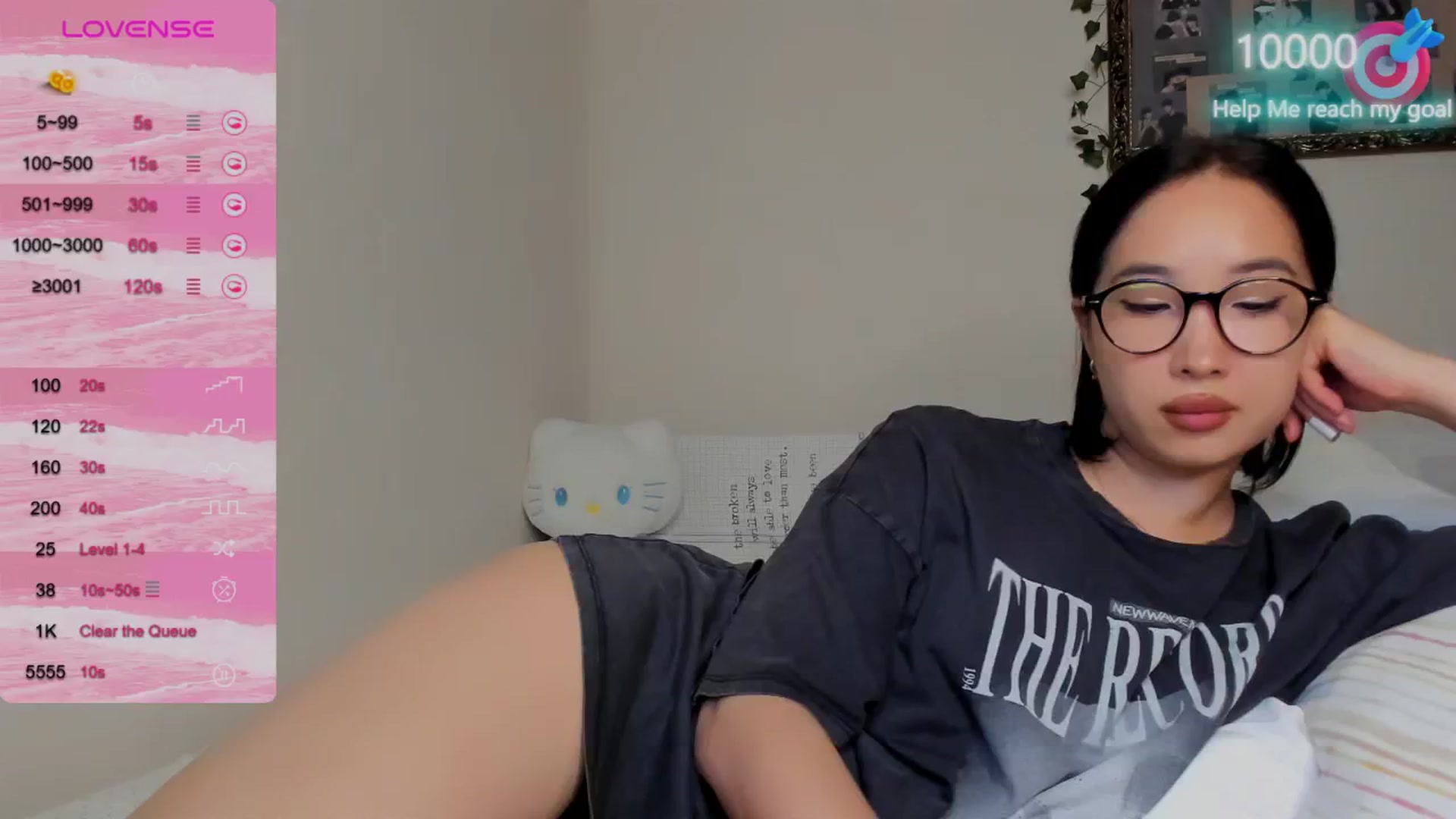 Gallery image thumbnail from FeralBerry66's myfreecams stream on, 10/14/2024, 17:08 image 20 of 20