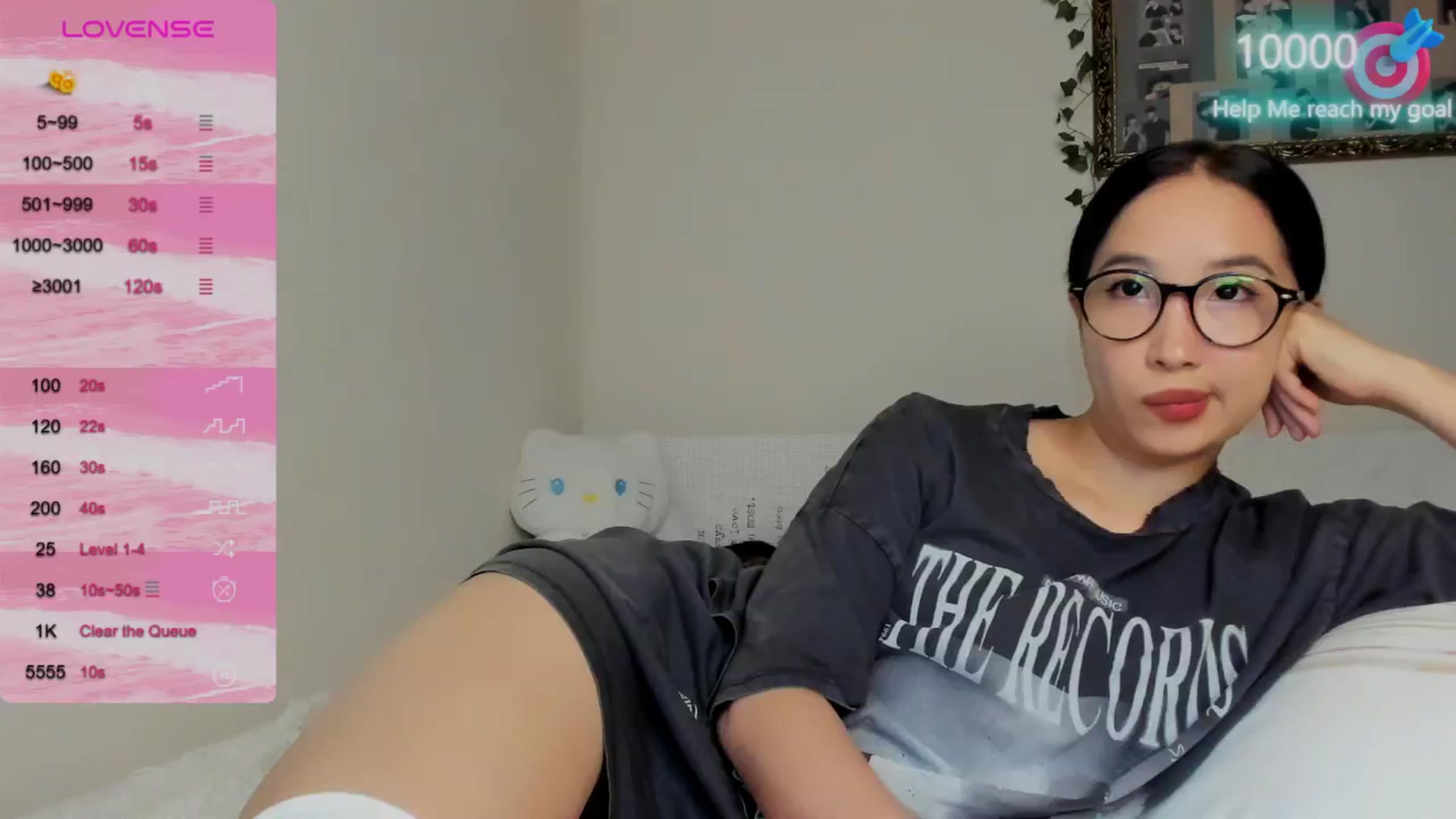 Gallery image thumbnail from FeralBerry66's myfreecams stream on, 10/17/2024, 15:56 image 20 of 20
