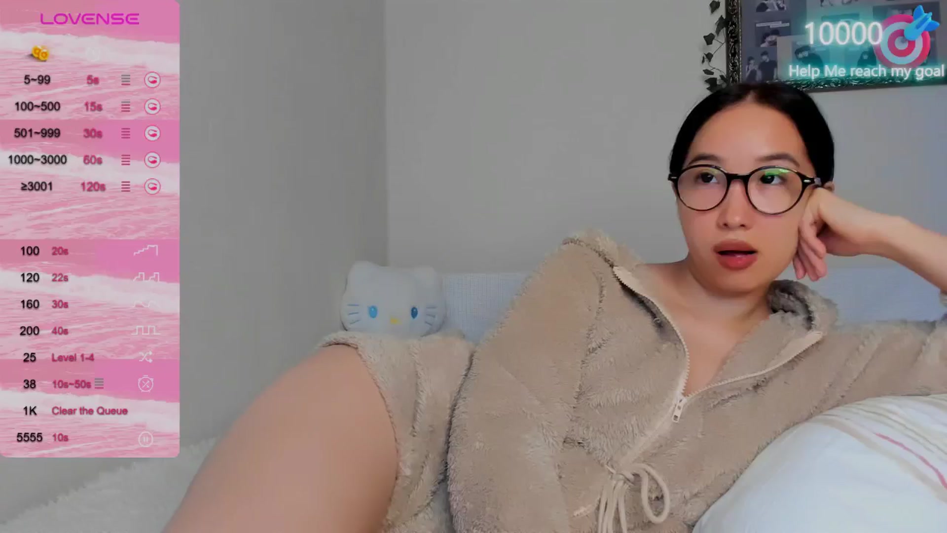 Gallery image thumbnail from FeralBerry66's myfreecams stream on, 10/18/2024, 06:43 image 1 of 20