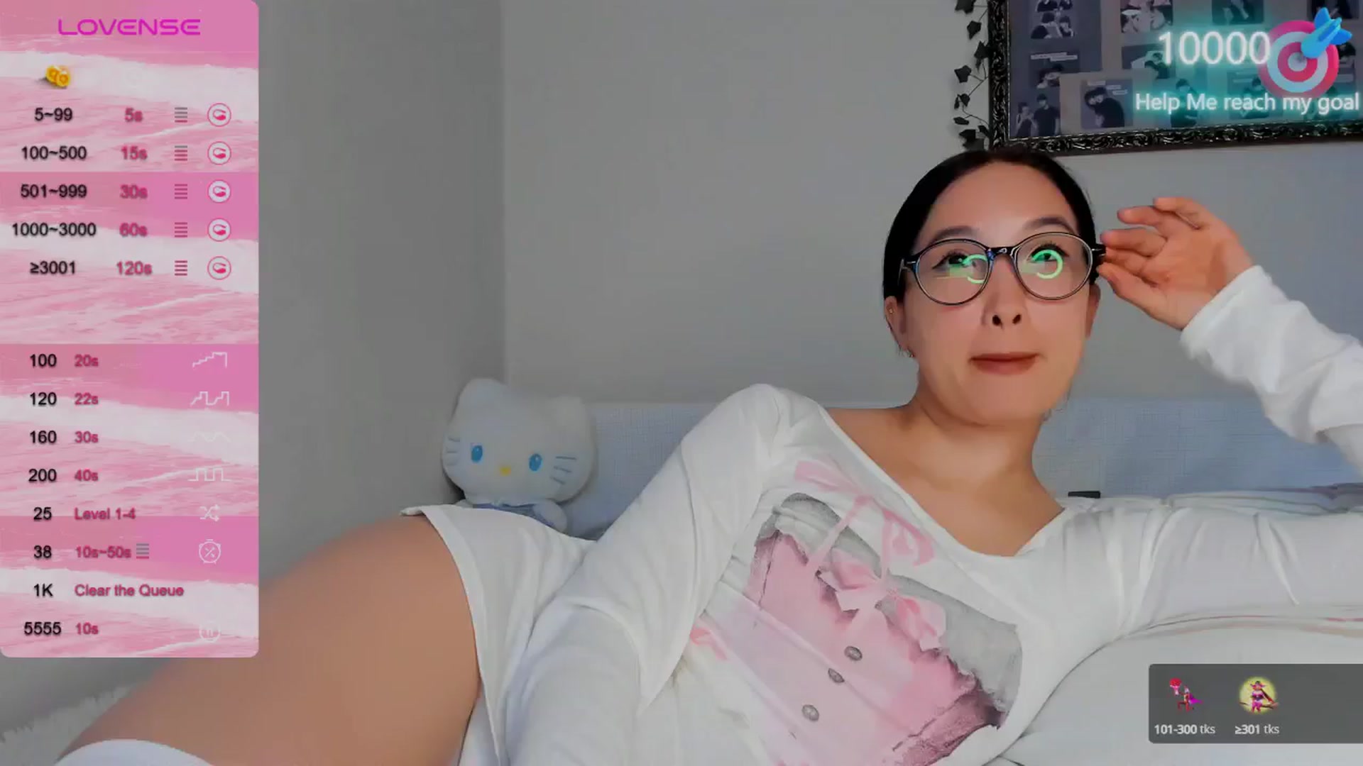 Gallery image thumbnail from FeralBerry66's myfreecams stream on, 10/19/2024, 06:17 image 16 of 20