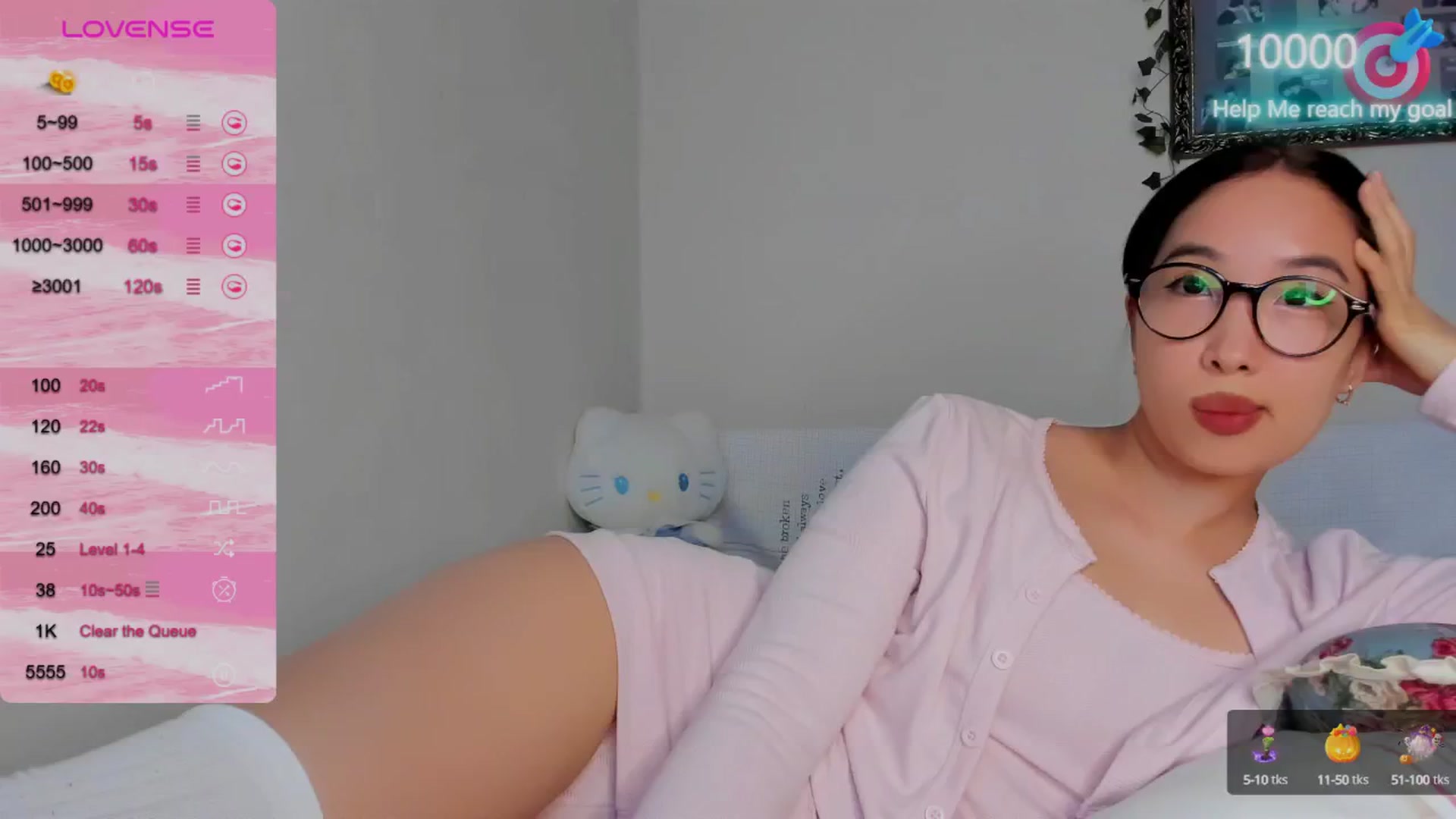 Gallery image thumbnail from FeralBerry66's myfreecams stream on, 10/20/2024, 06:39 image 1 of 20