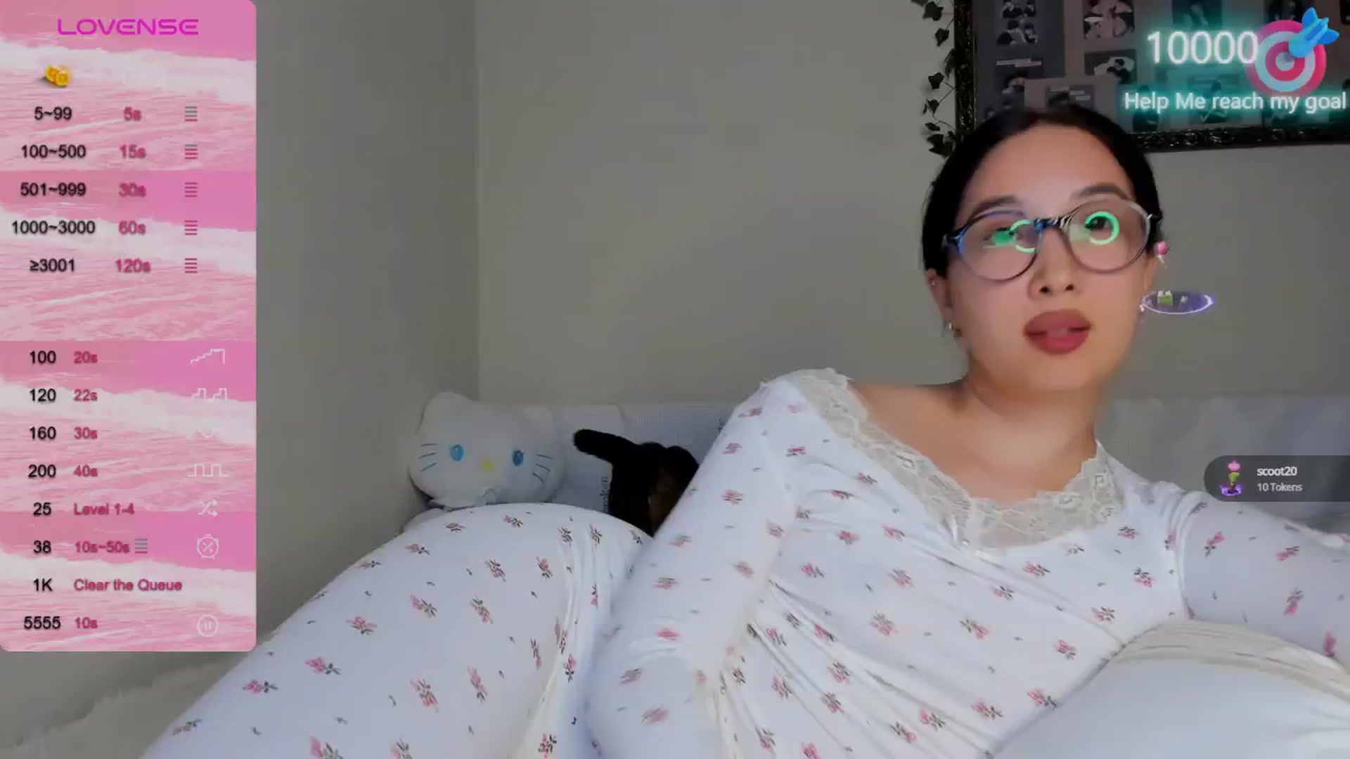 Gallery image thumbnail from FeralBerry66's myfreecams stream on, 10/20/2024, 17:56 image 19 of 20
