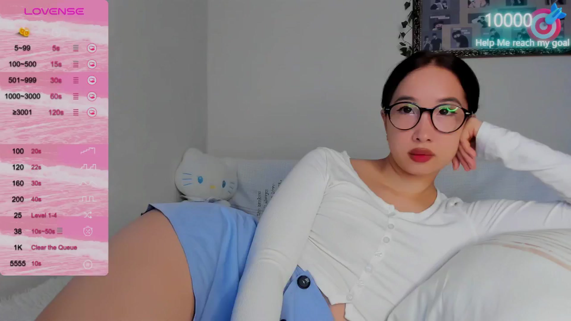 Gallery image thumbnail from FeralBerry66's myfreecams stream on, 10/21/2024, 05:36 image 3 of 20