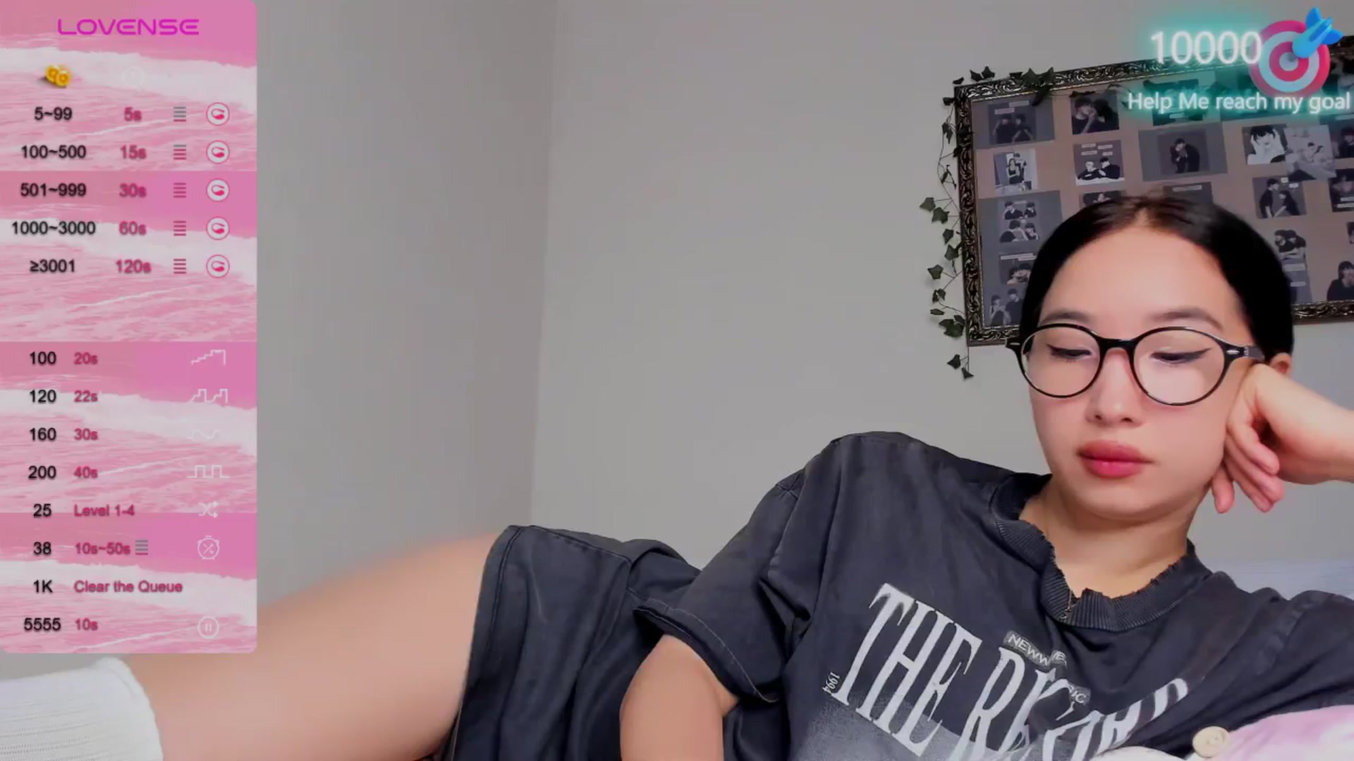 Gallery image thumbnail from FeralBerry66's myfreecams stream on, 10/22/2024, 06:18 image 2 of 20