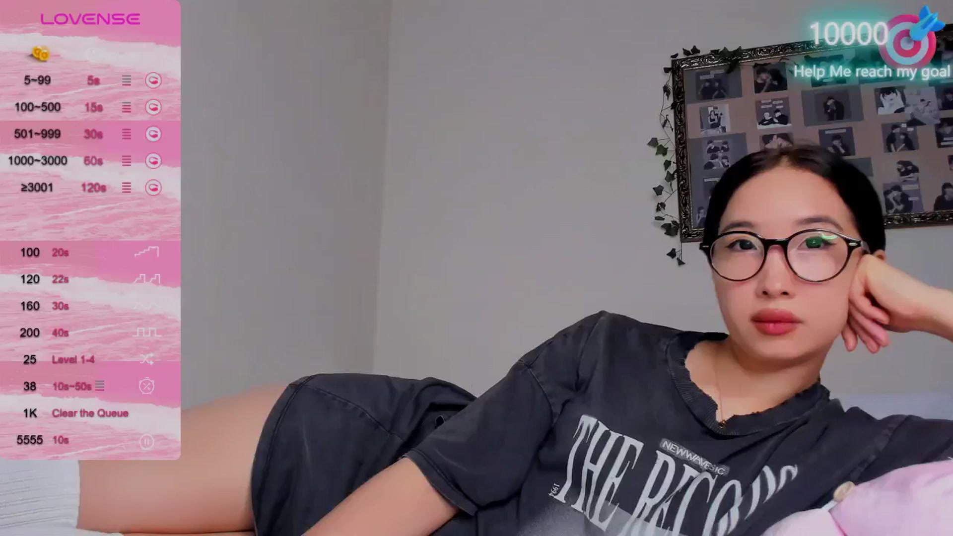 Gallery image thumbnail from FeralBerry66's myfreecams stream on, 10/22/2024, 06:18 image 7 of 20