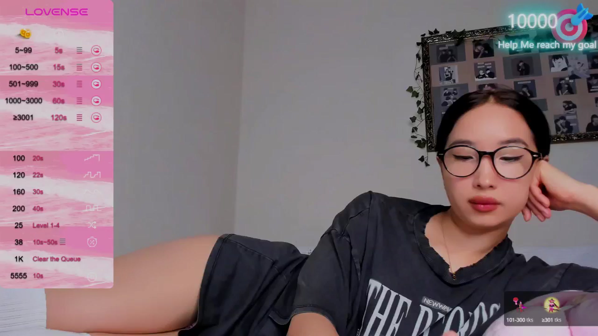 Gallery image thumbnail from FeralBerry66's myfreecams stream on, 10/22/2024, 06:18 image 5 of 20