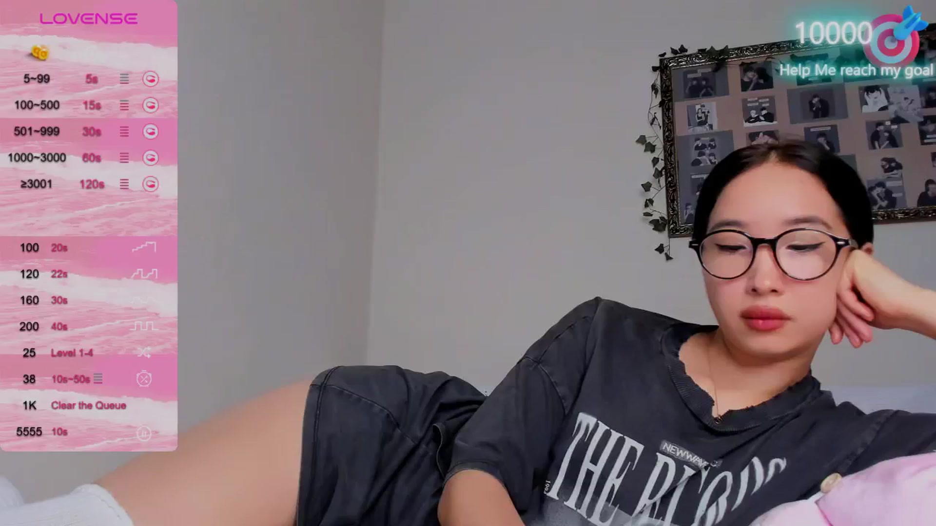 Gallery image thumbnail from FeralBerry66's myfreecams stream on, 10/22/2024, 06:18 image 8 of 20