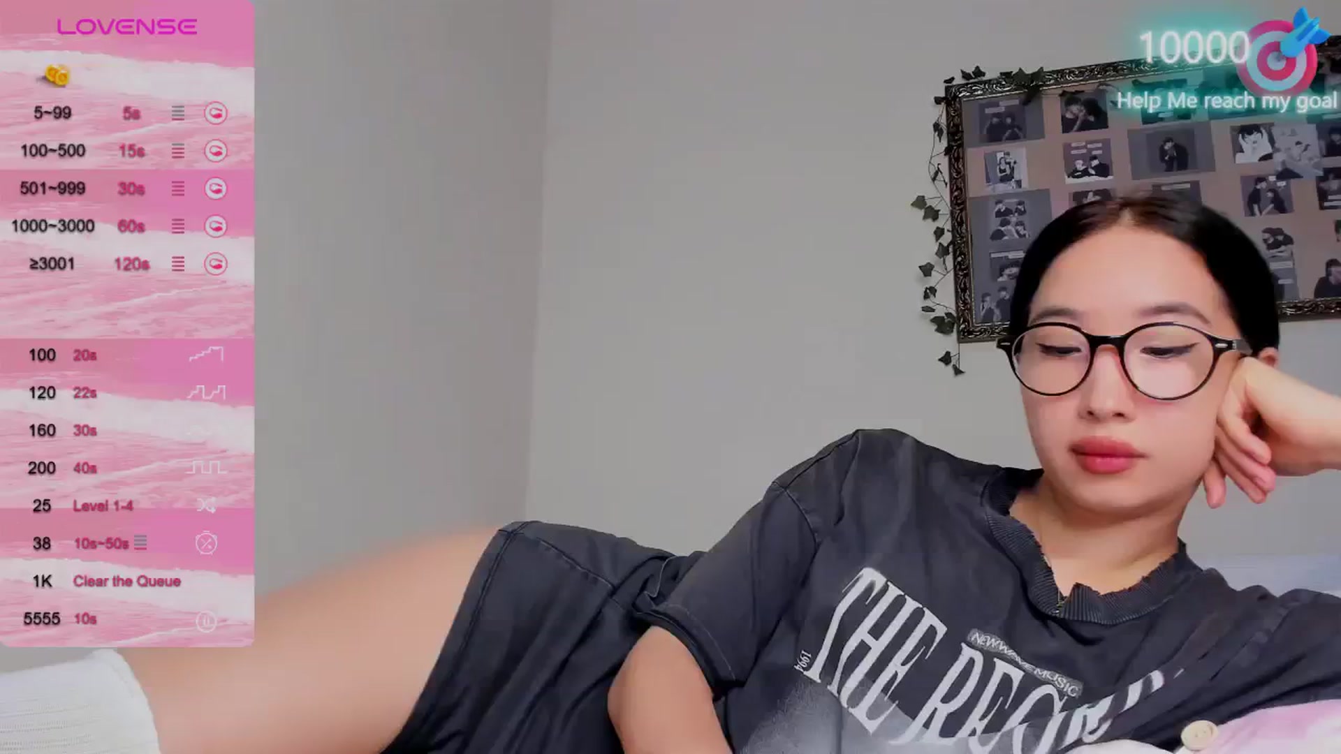 Gallery image thumbnail from FeralBerry66's myfreecams stream on, 10/22/2024, 06:18 image 3 of 20