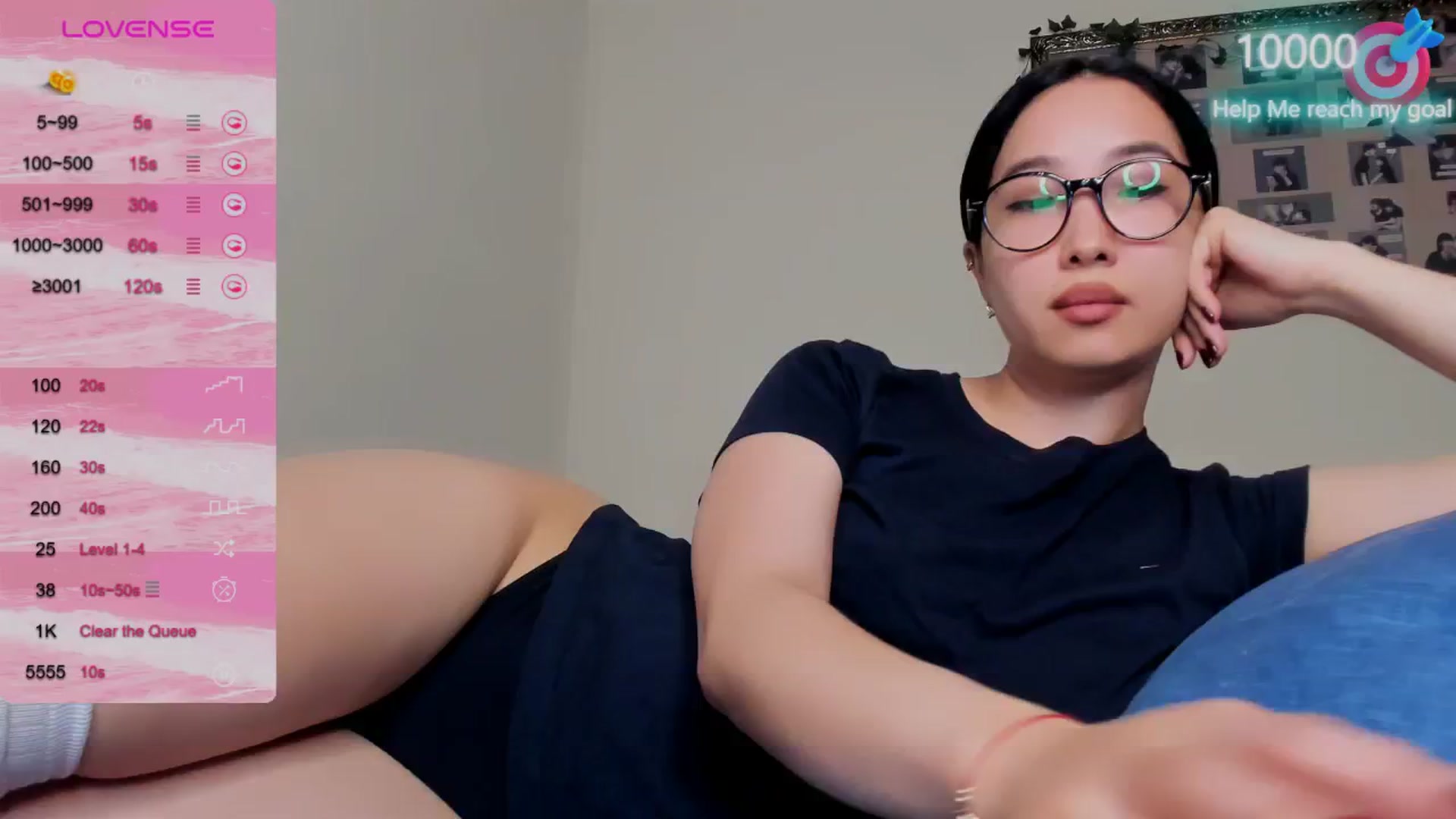 Gallery image thumbnail from FeralBerry66's myfreecams stream on, 10/27/2024, 17:47 image 4 of 20