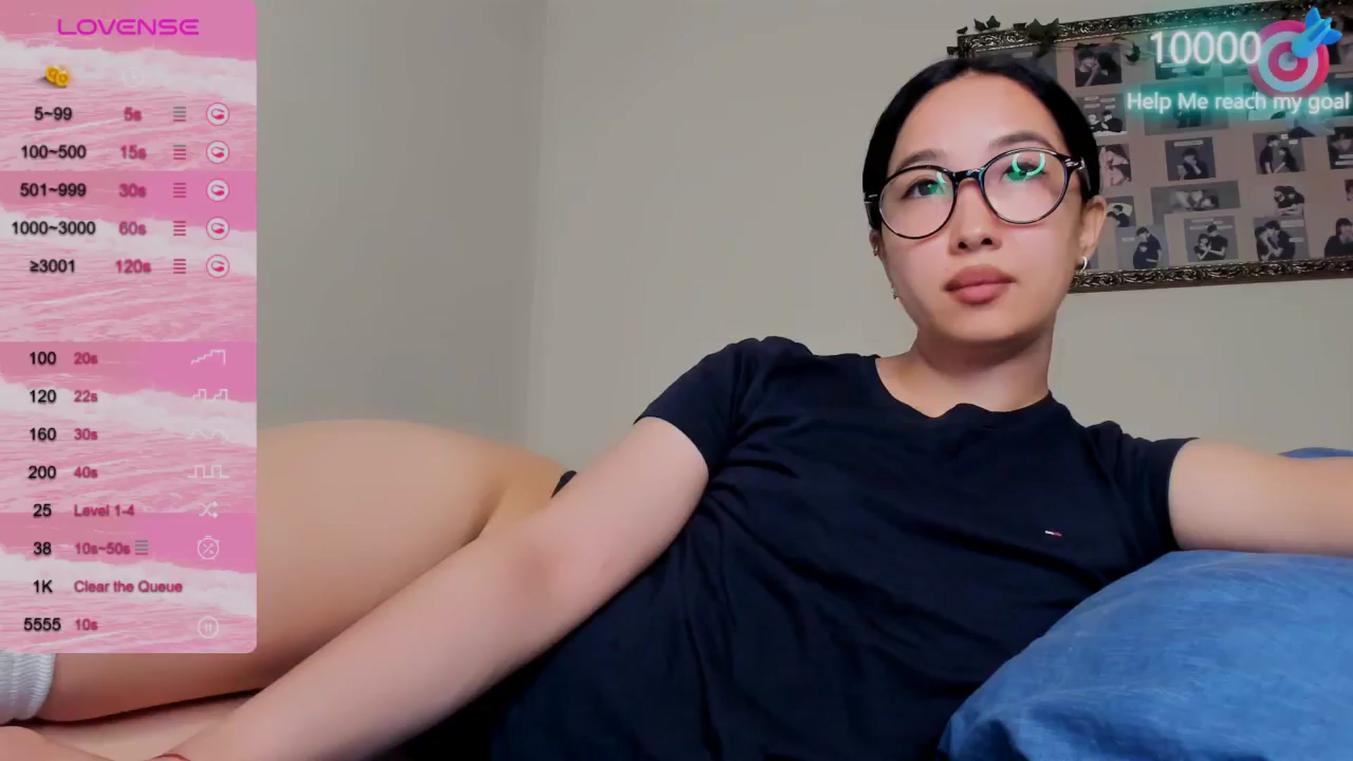 Gallery image thumbnail from FeralBerry66's myfreecams stream on, 10/27/2024, 17:47 image 9 of 20