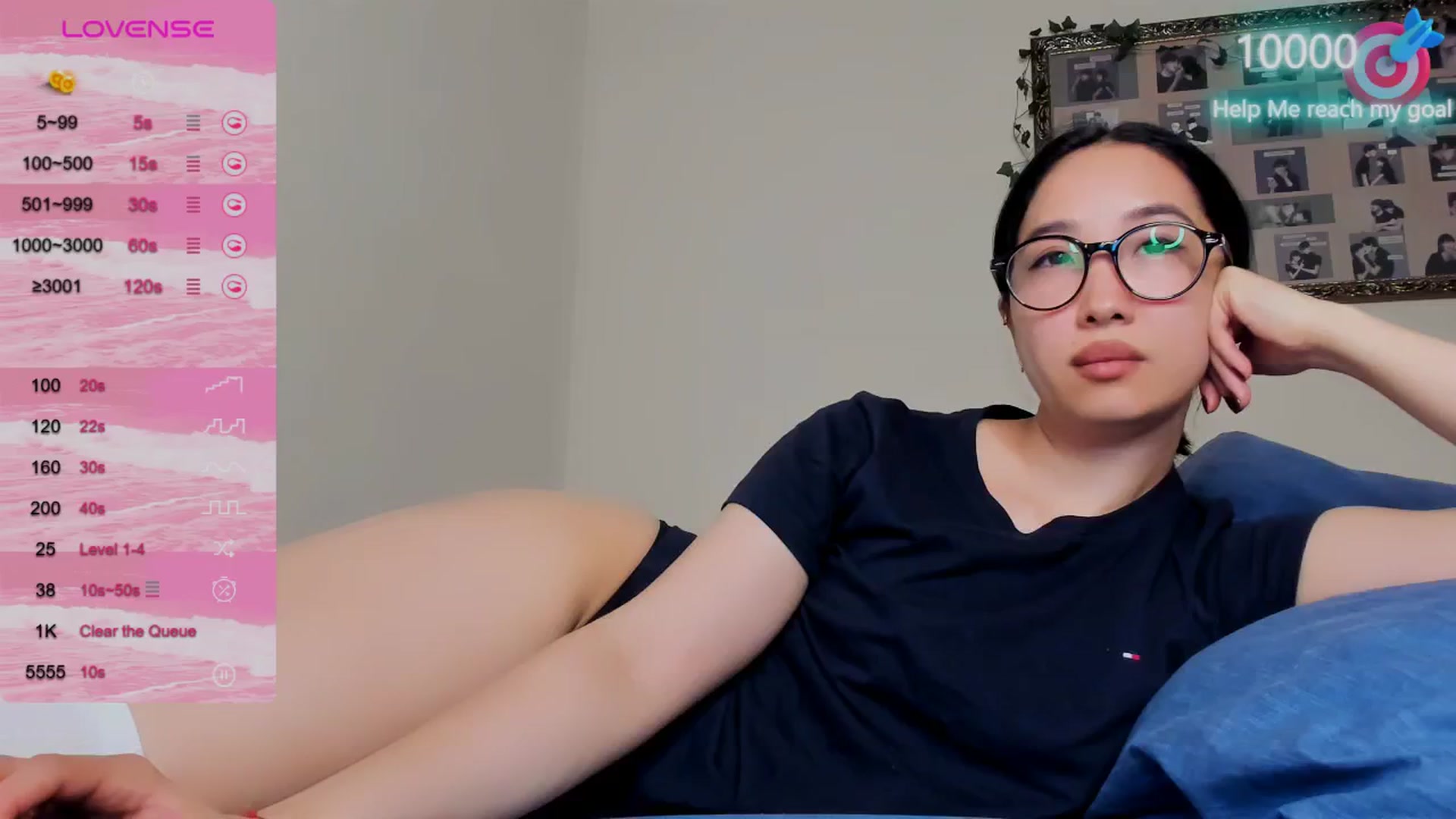 Gallery image thumbnail from FeralBerry66's myfreecams stream on, 10/27/2024, 19:15 image 18 of 20