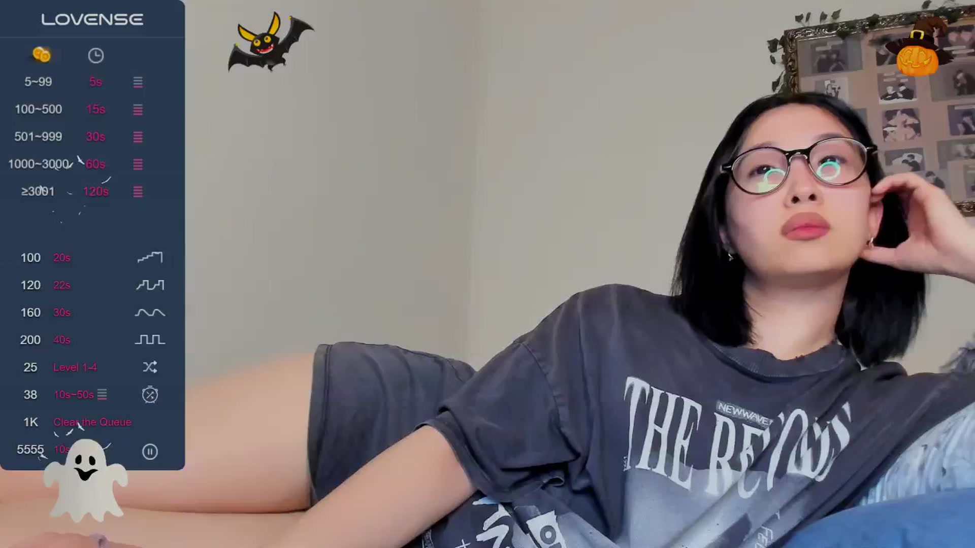 Gallery image thumbnail from FeralBerry66's myfreecams stream on, 10/30/2024, 17:56 image 3 of 20