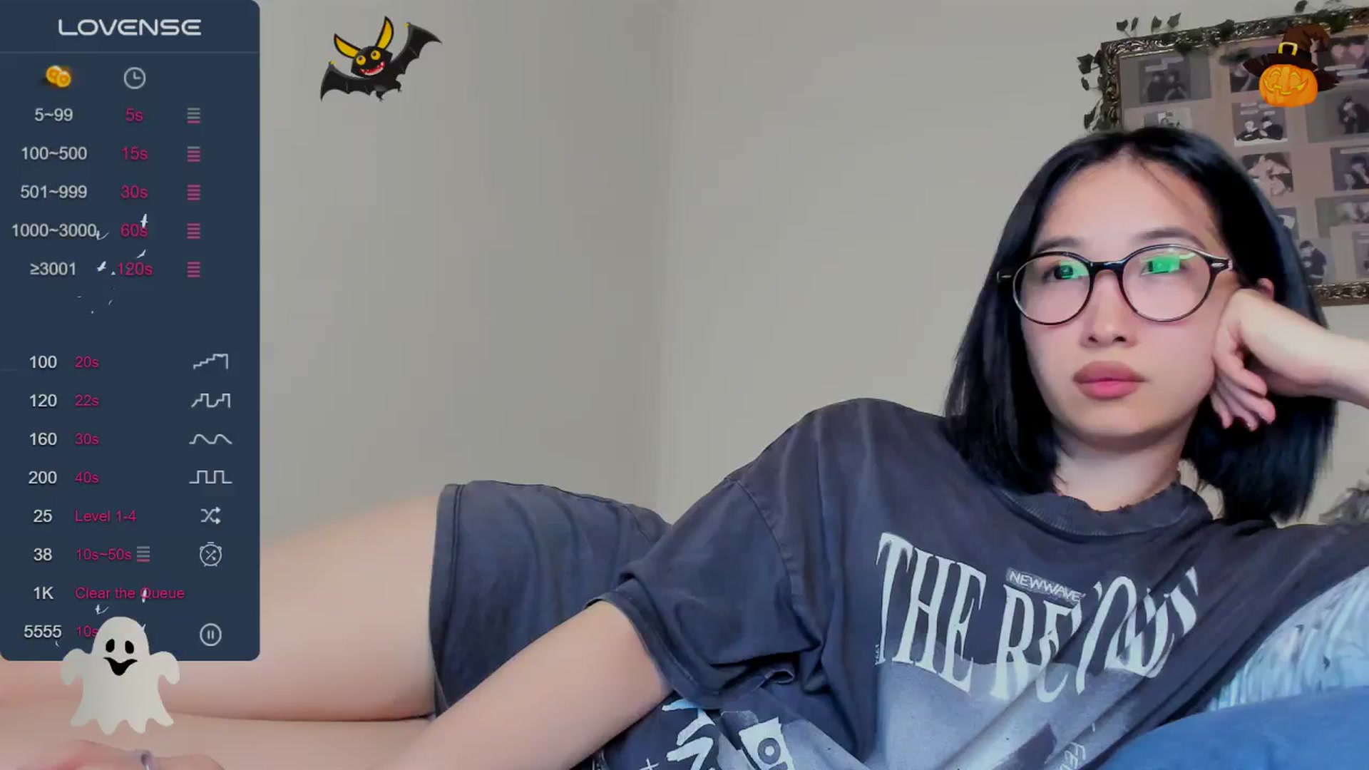 Gallery image thumbnail from FeralBerry66's myfreecams stream on, 10/30/2024, 17:56 image 4 of 20