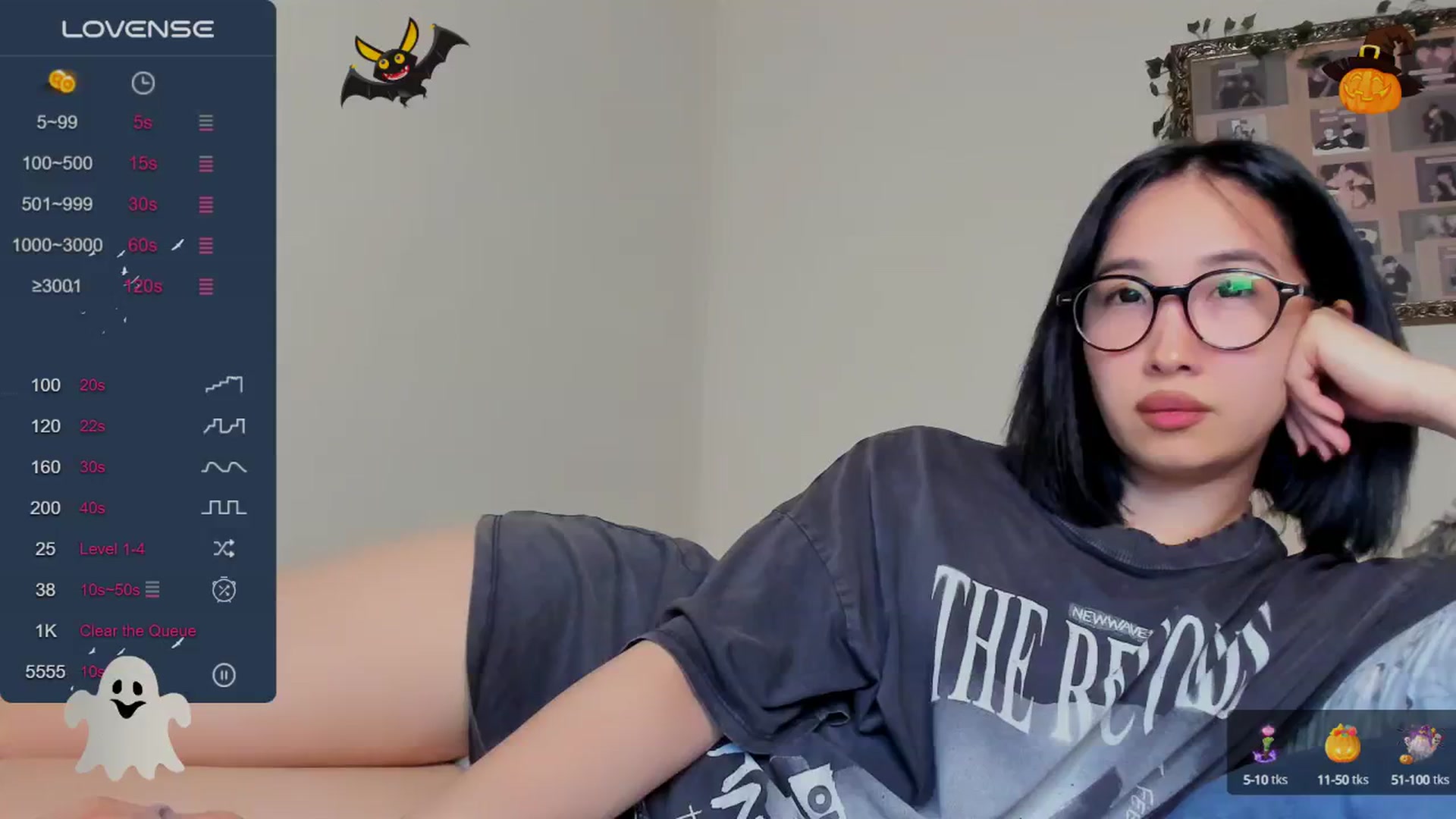 Gallery image thumbnail from FeralBerry66's myfreecams stream on, 10/30/2024, 17:56 image 5 of 20