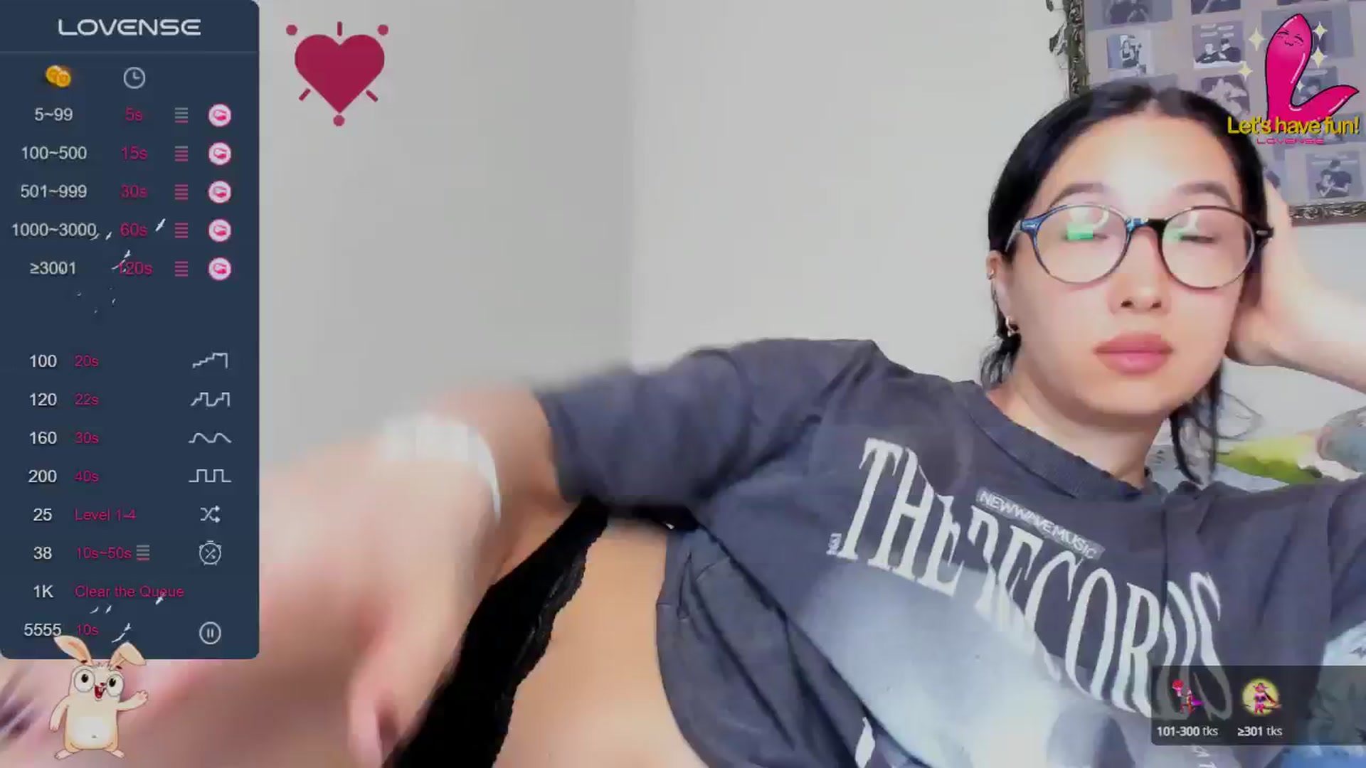 Gallery image thumbnail from FeralBerry66's myfreecams stream on, 11/08/2024, 06:01 image 20 of 20