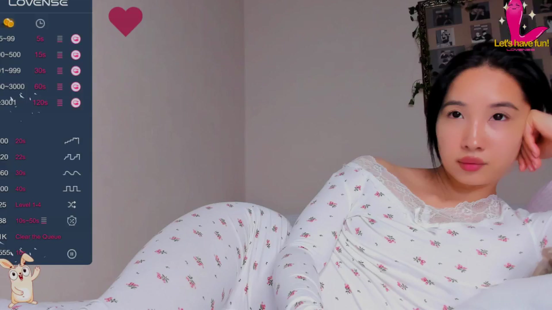 Gallery image thumbnail from FeralBerry66's myfreecams stream on, 11/13/2024, 06:48 image 20 of 20